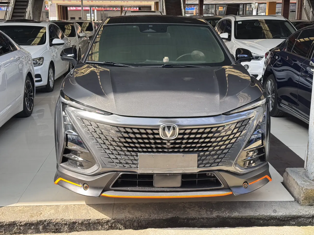 Changan UNI-T  из Китая