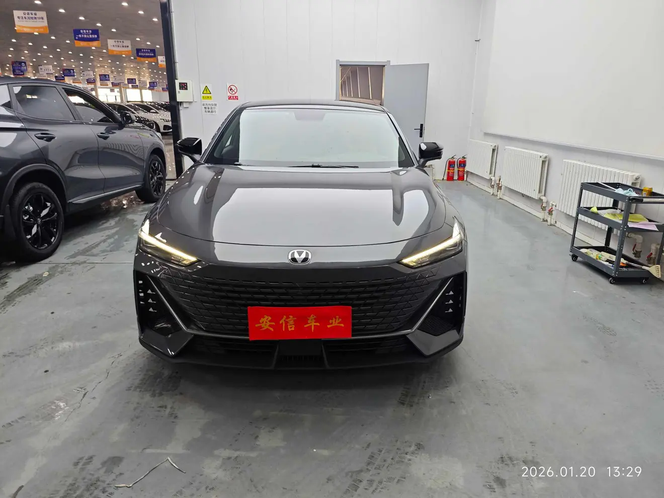 Changan UNI-V  из Китая