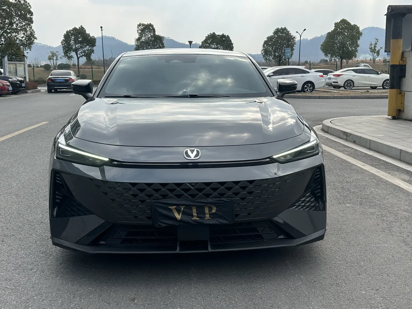 Changan UNI-V  из Китая