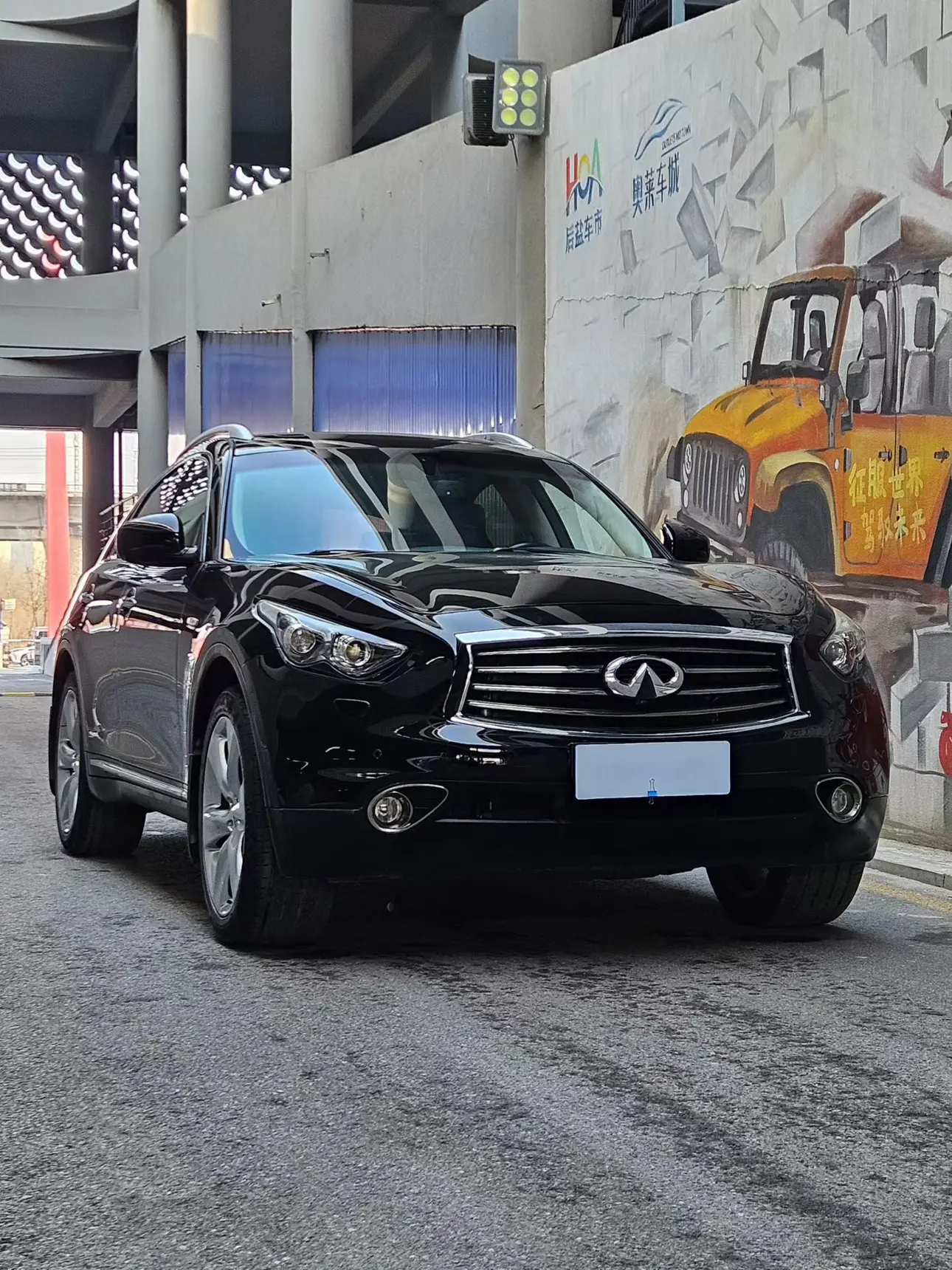 Infiniti FX  из Китая