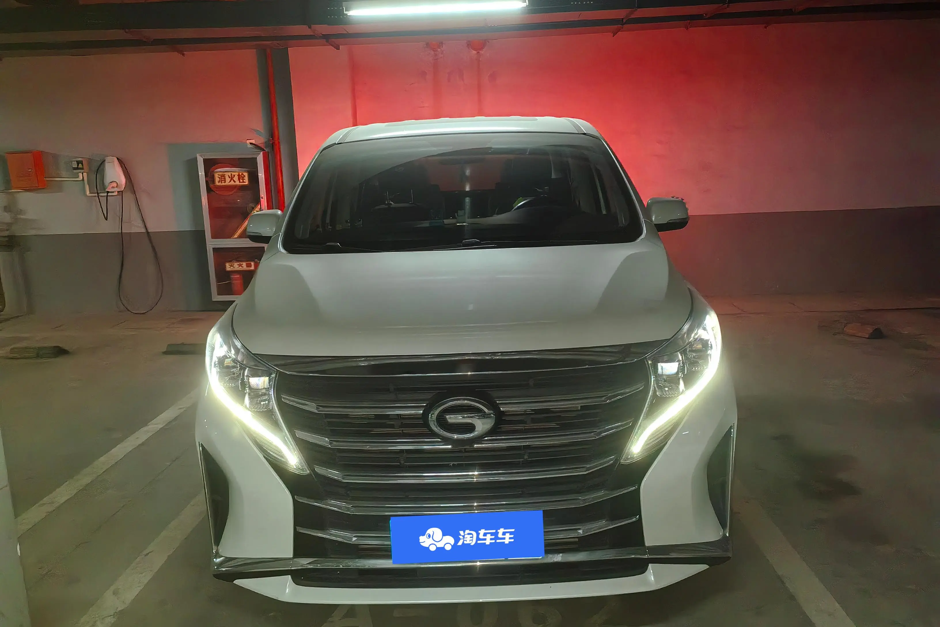 GAC Trumpchi M8  из Китая