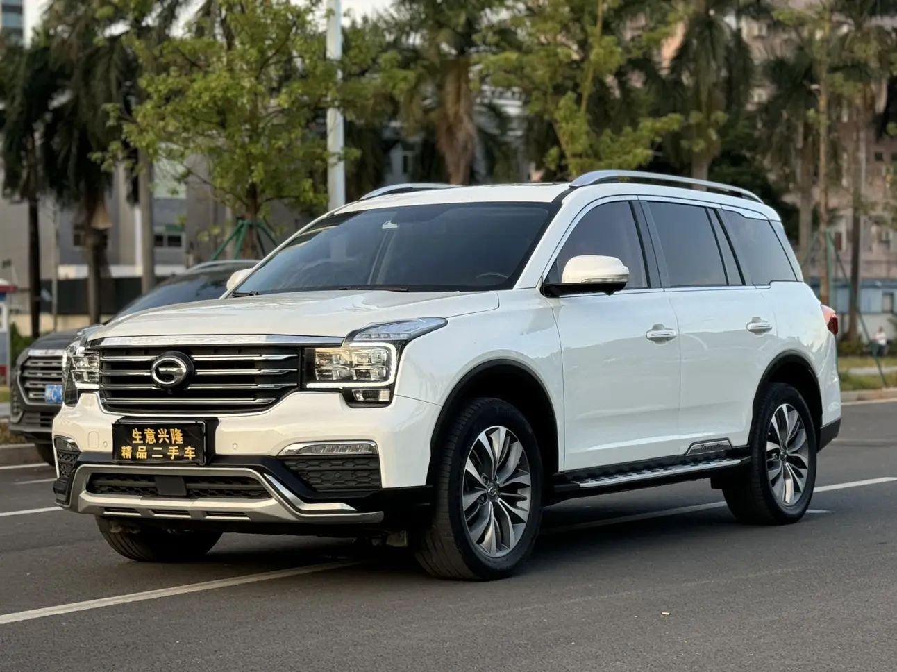 GAC Trumpchi GS8  из Китая