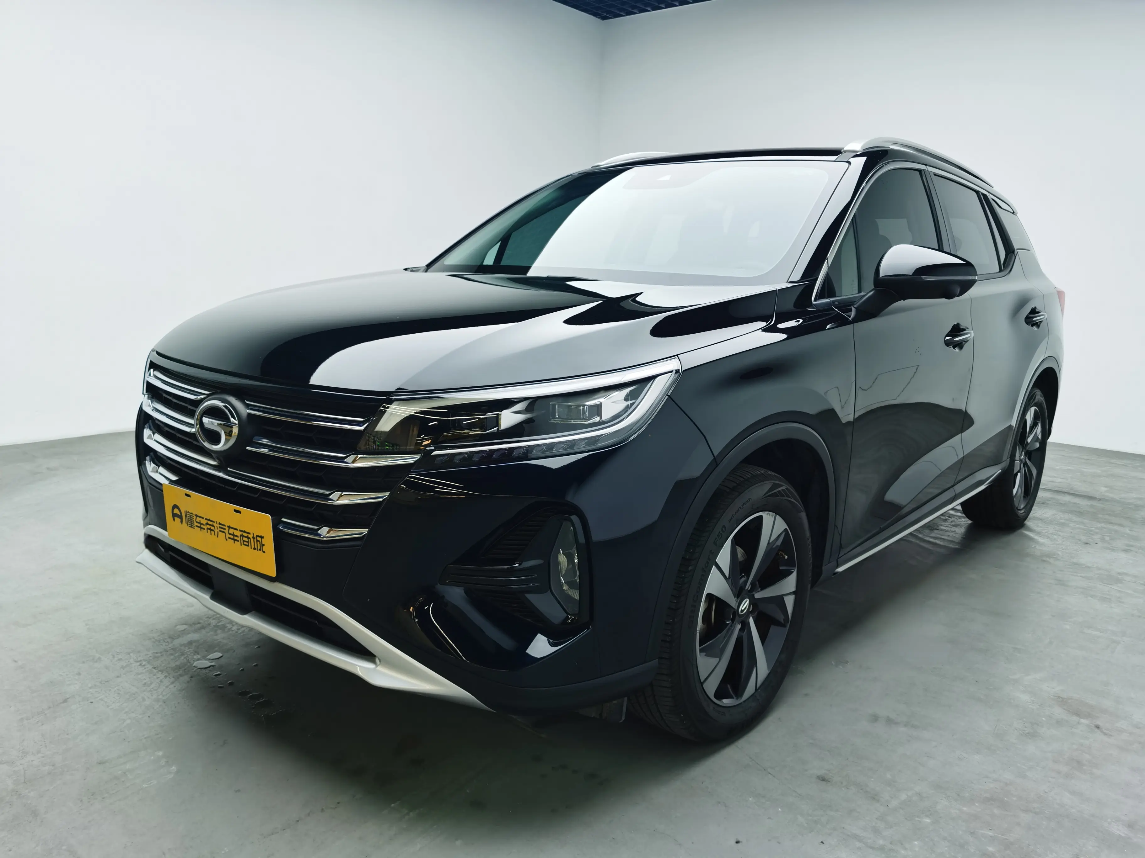 GAC Trumpchi GS4  из Китая