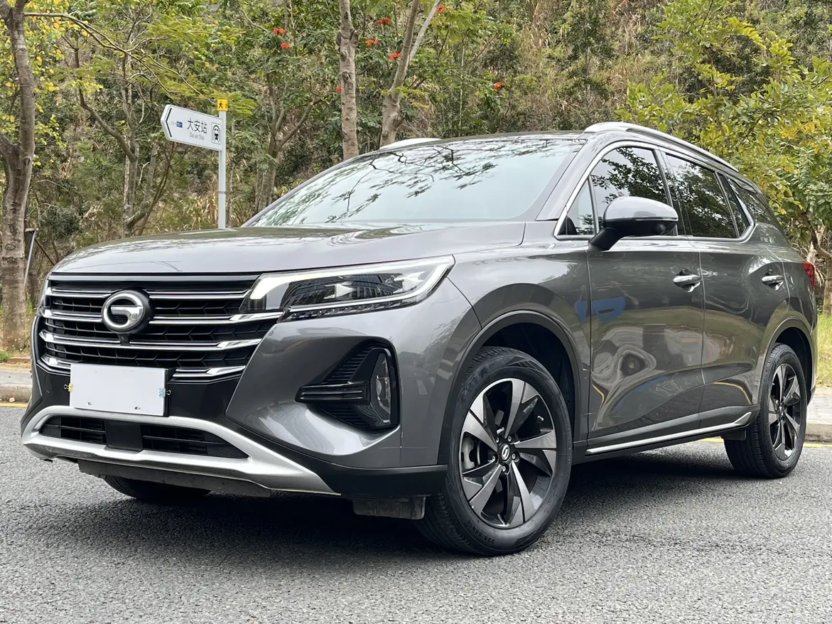 GAC Trumpchi GS4  из Китая