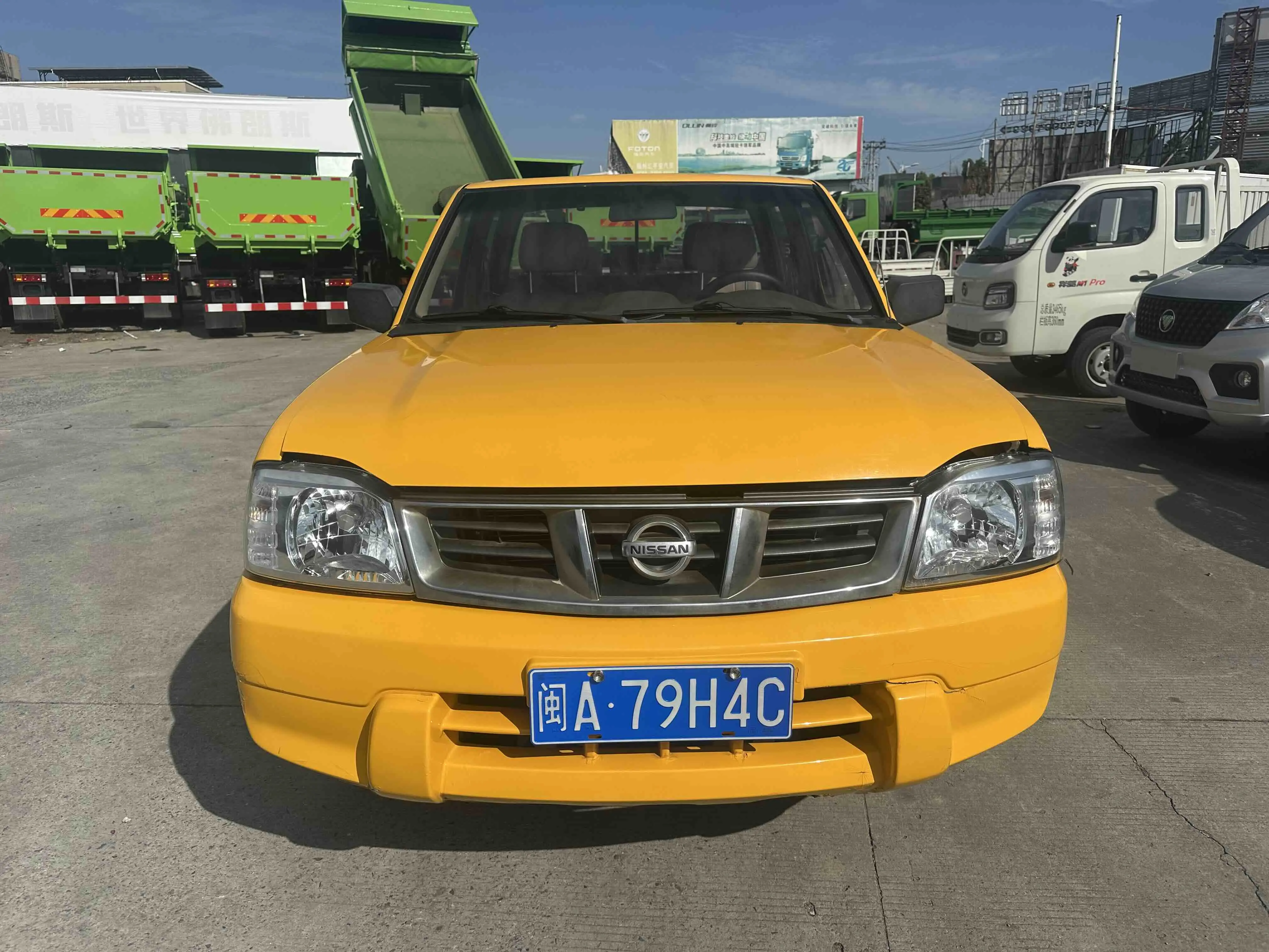 Nissan D22  из Китая