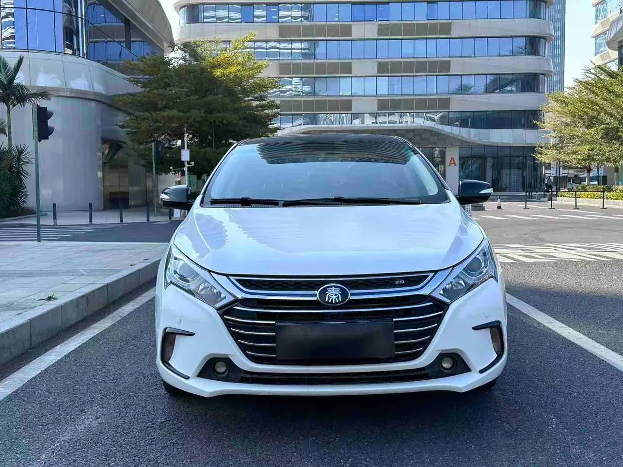 BYD Qin DM  из Китая