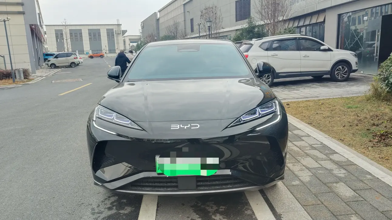 BYD Sea Lion 07EV  из Китая