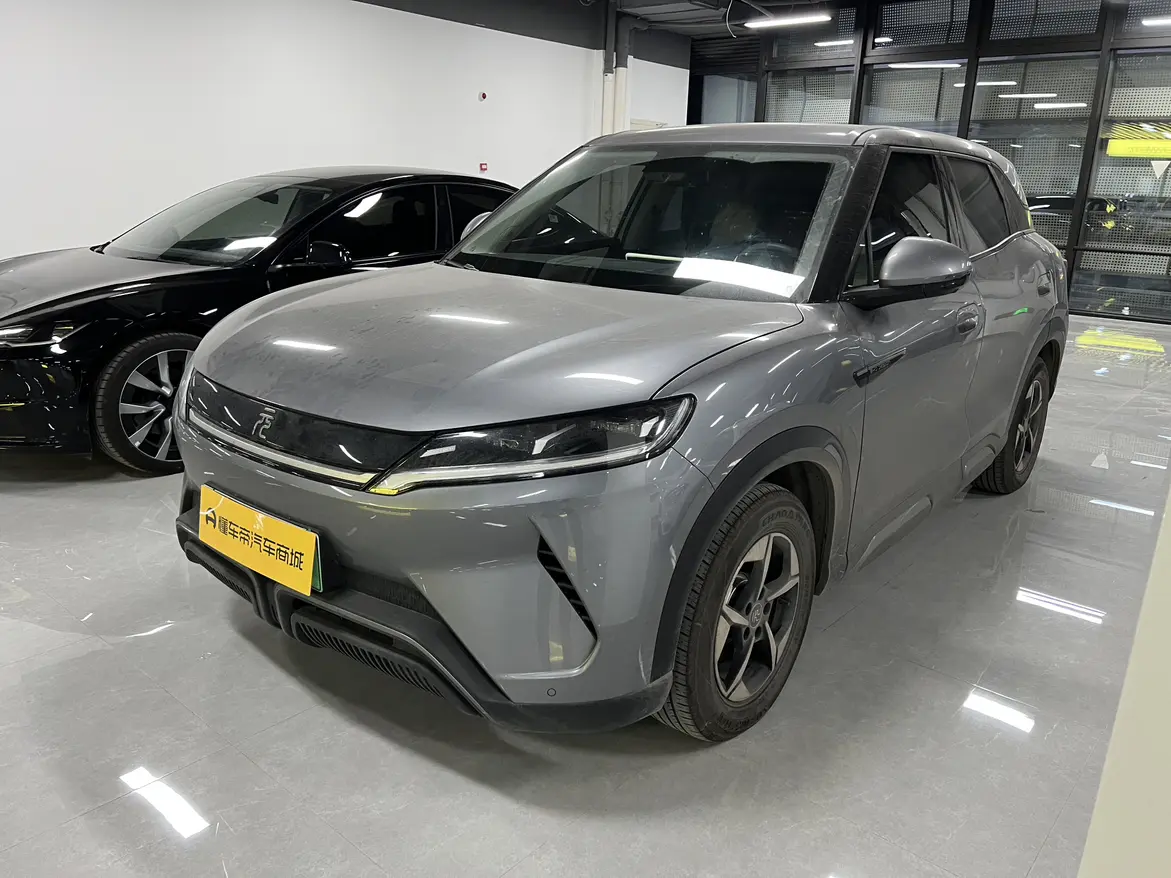 BYD Yuan UP  из Китая