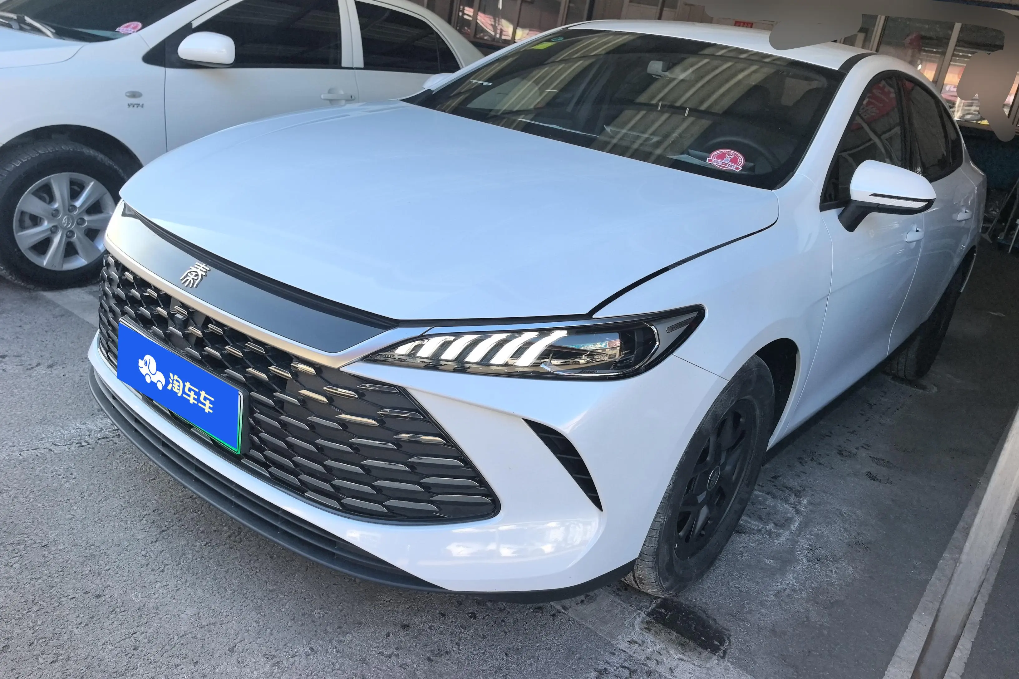 BYD Qin PLUS DM  из Китая