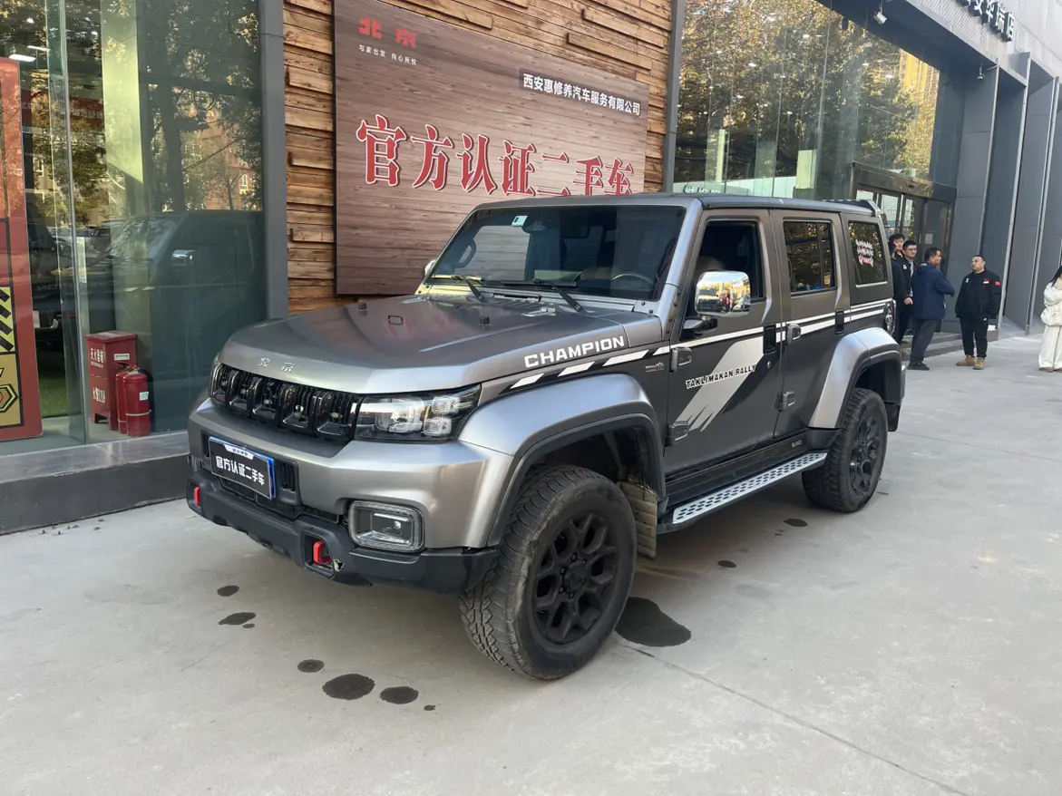 BAIC Beijing Off-road BJ40  из Китая
