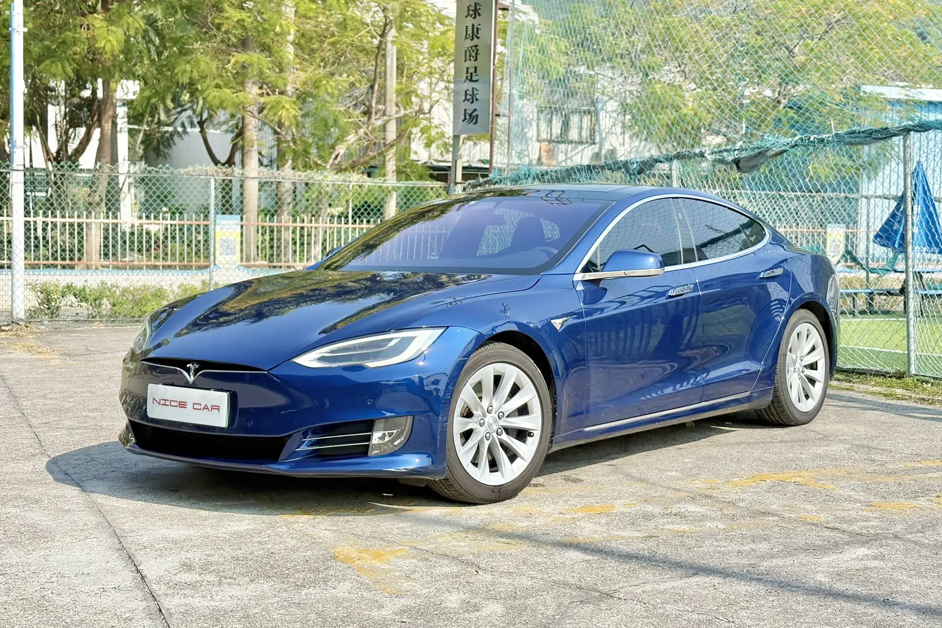 Tesla Model S  из Китая