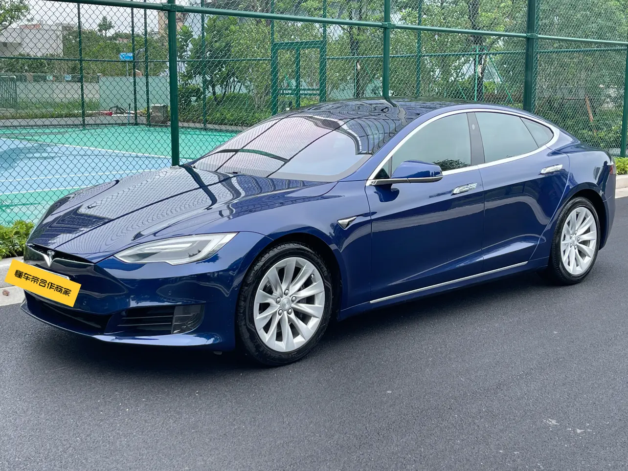 Tesla Model S  из Китая