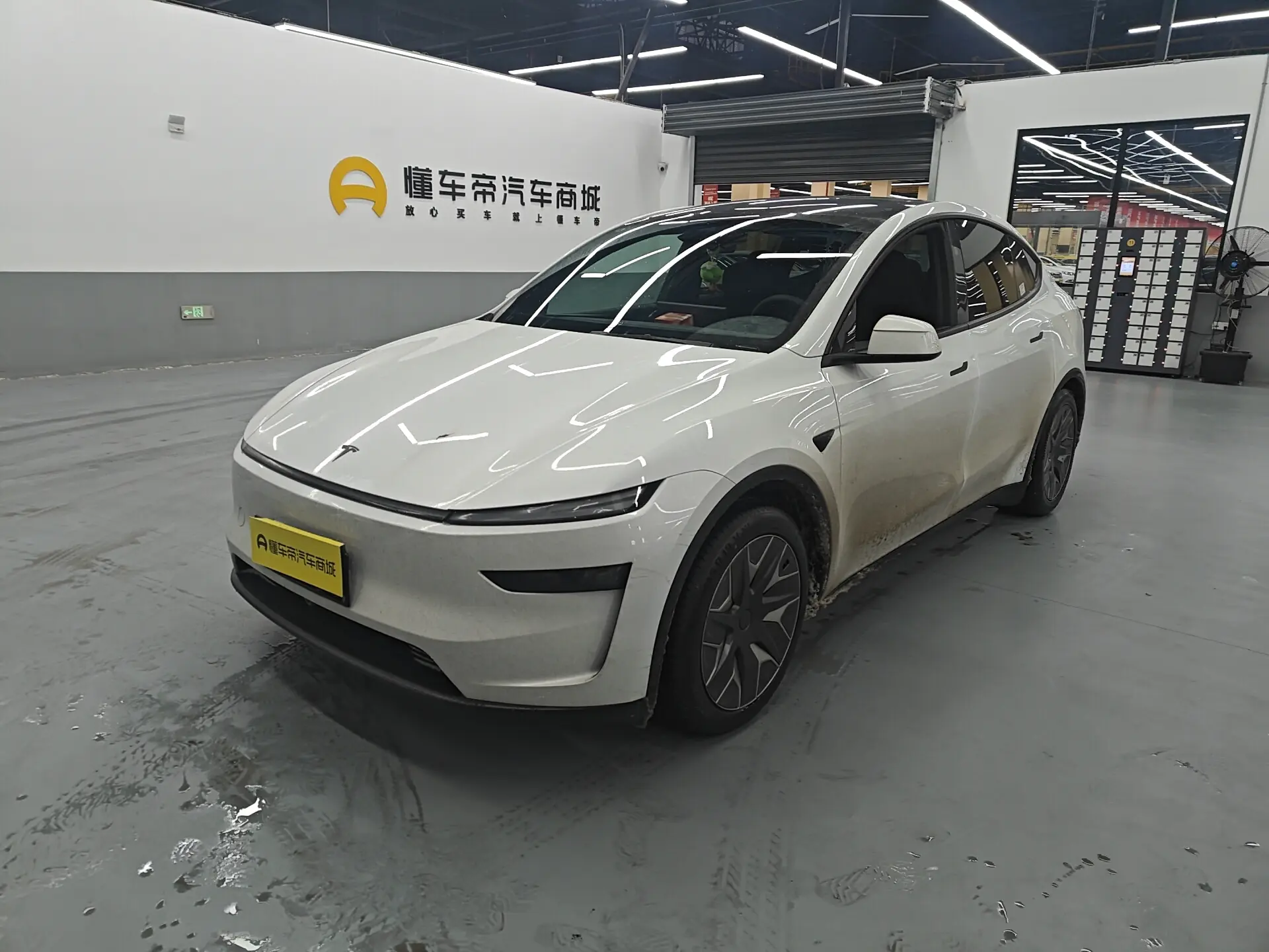 Tesla Model YL  из Китая