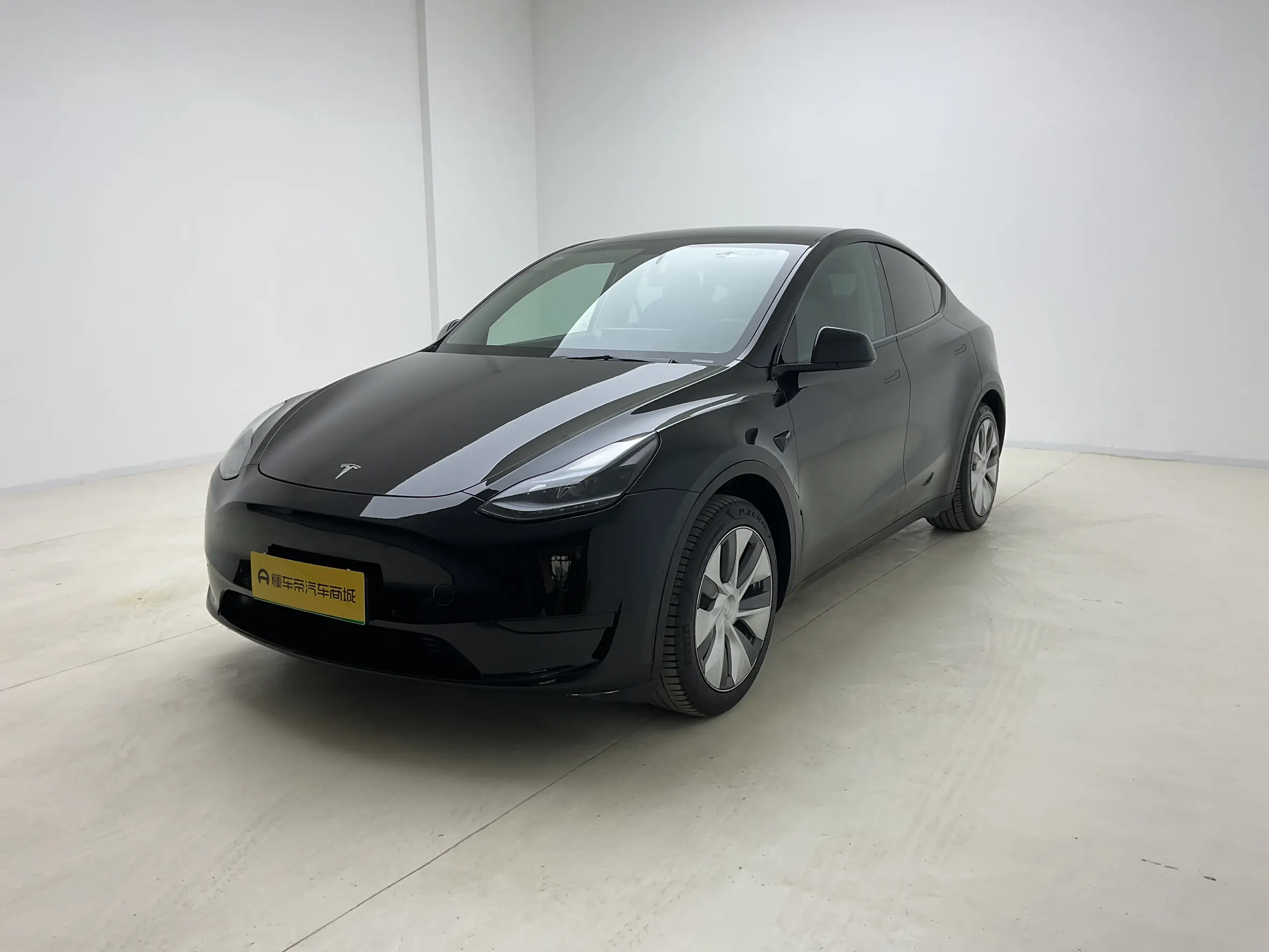 Tesla Model Y  из Китая