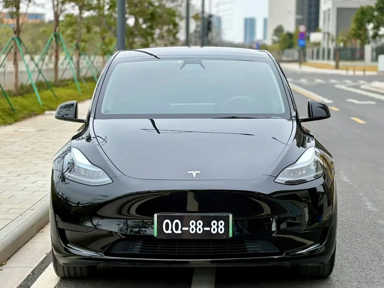 Tesla Model Y  из Китая