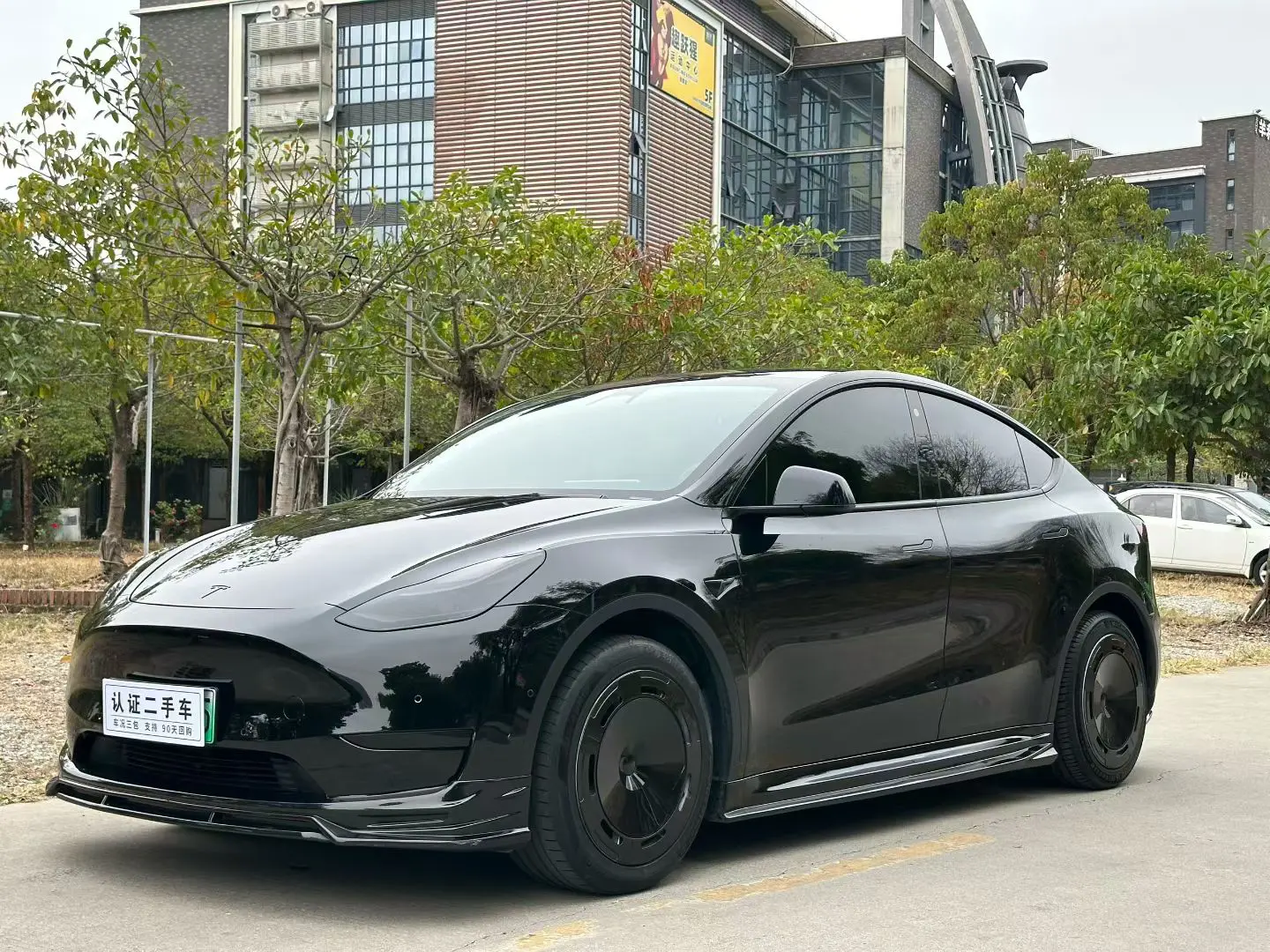 Tesla Model Y  из Китая