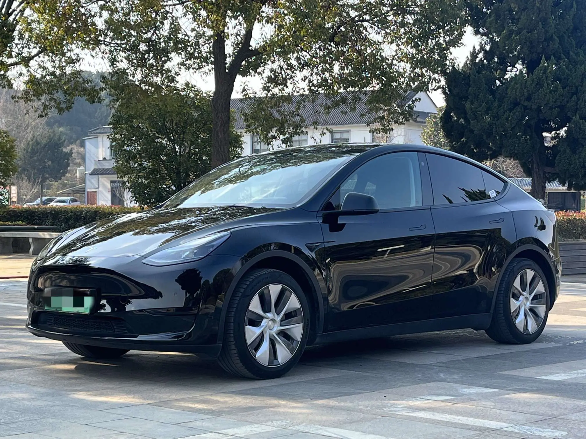 Tesla Model Y  из Китая