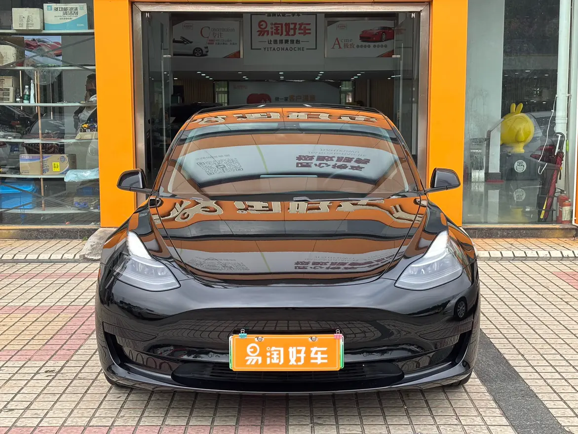 Tesla Model 3  из Китая