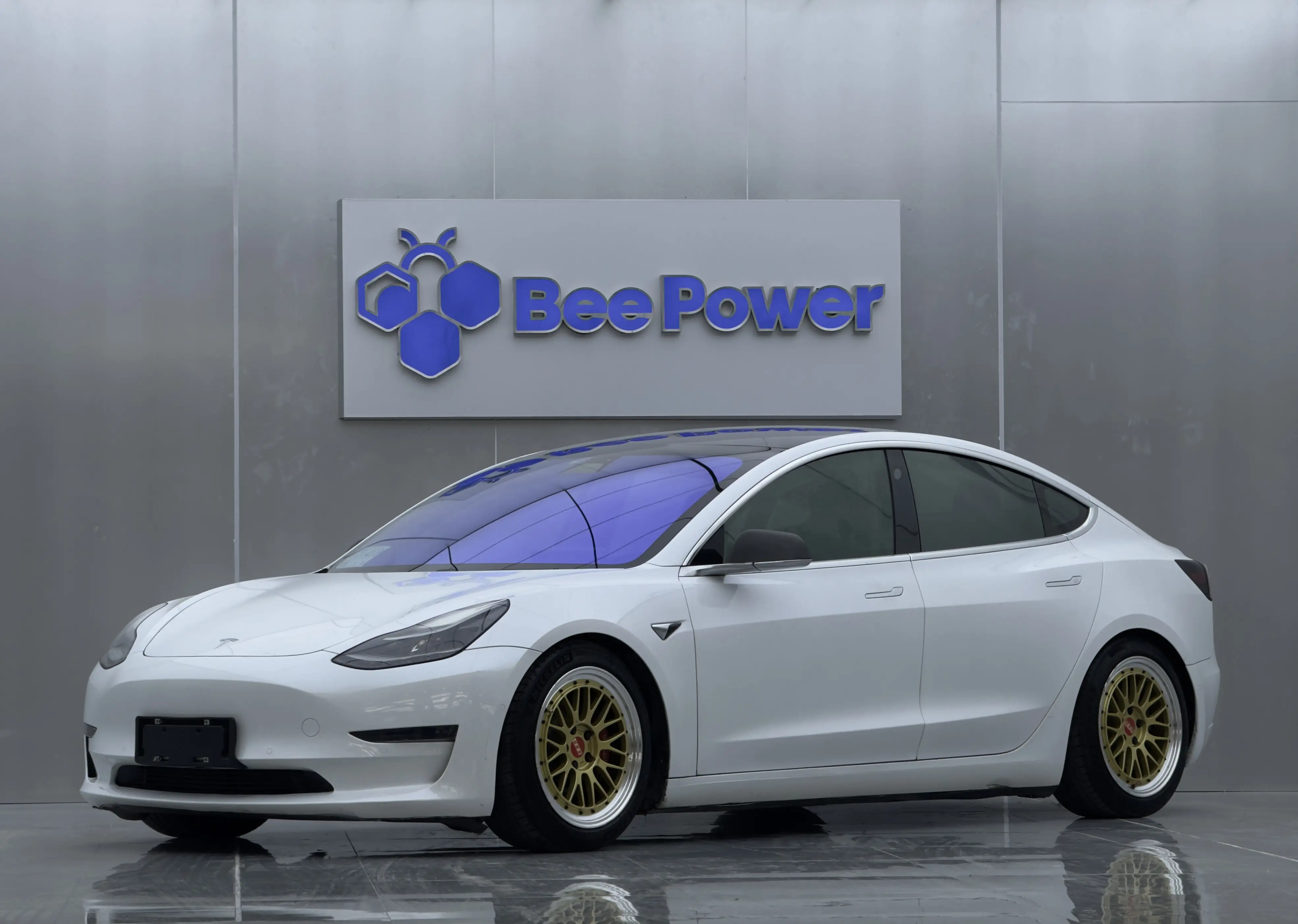 Tesla Model 3  из Китая