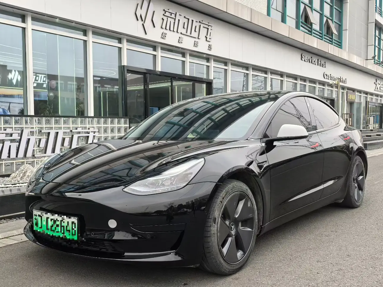 Tesla Model 3  из Китая
