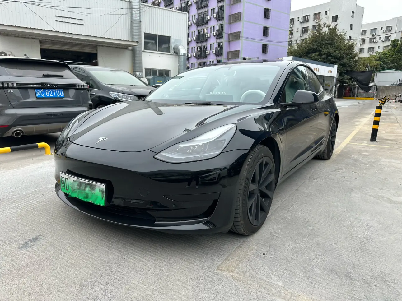 Tesla Model 3  из Китая