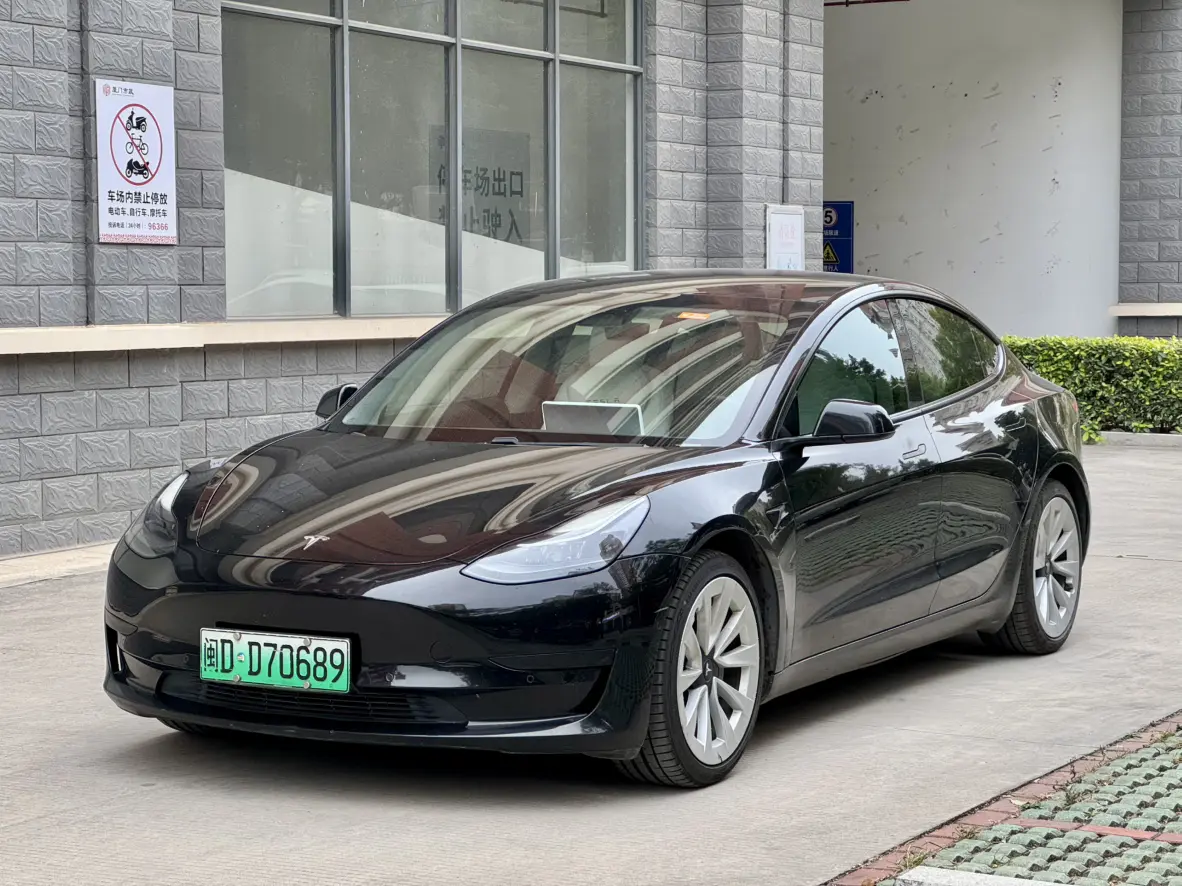 Tesla Model 3  из Китая