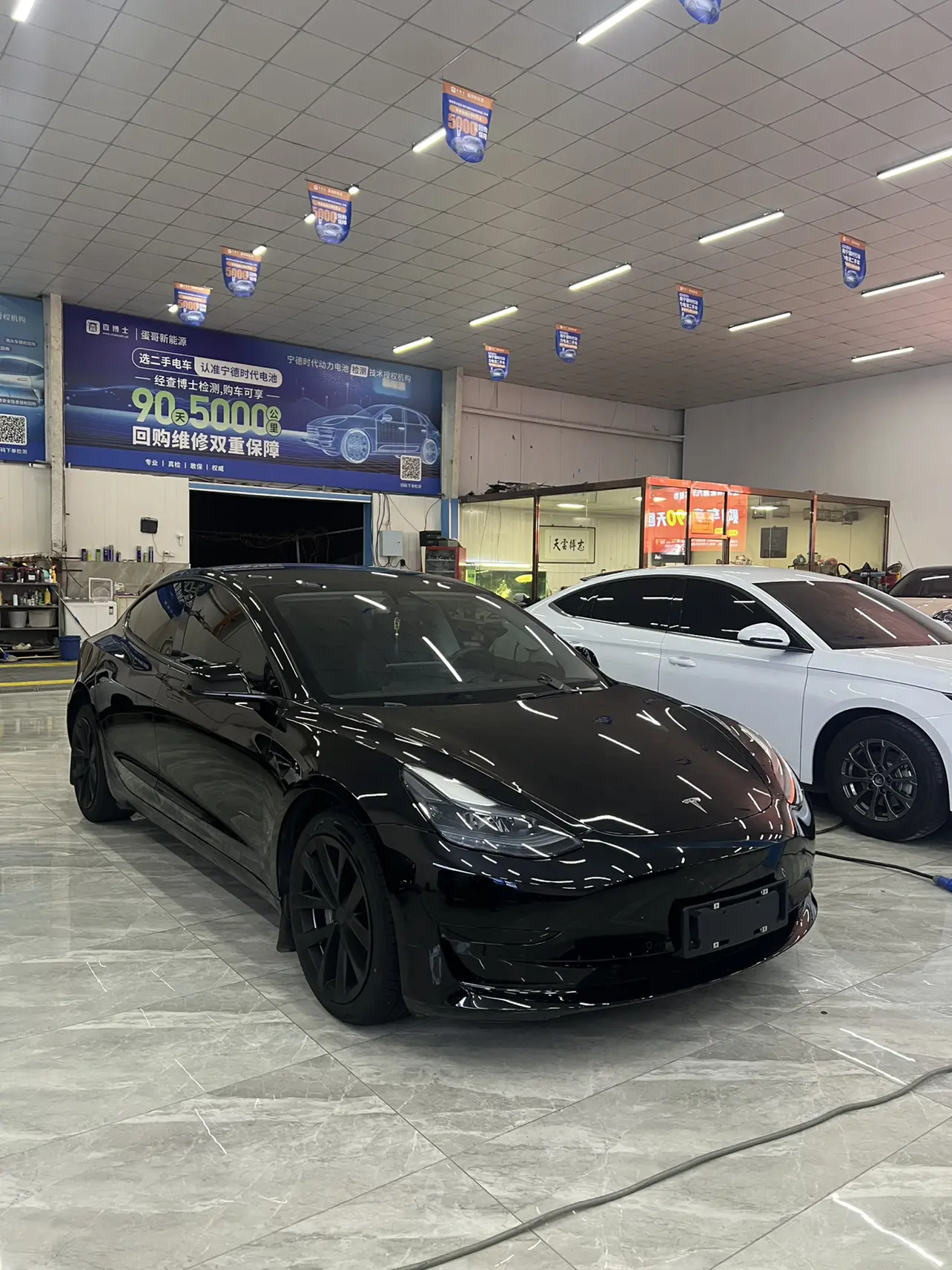 Tesla Model 3  из Китая