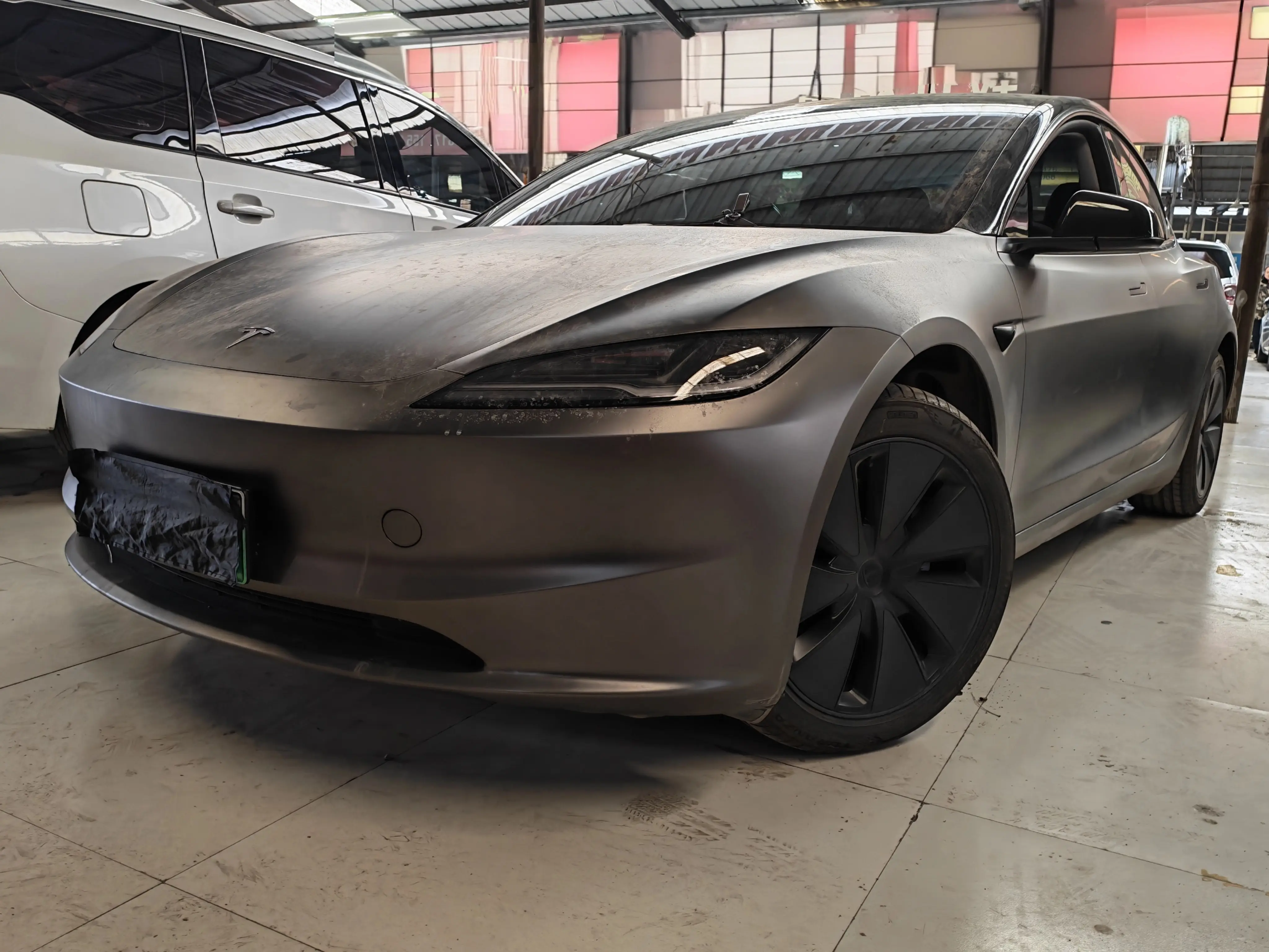 Tesla Model 3  из Китая