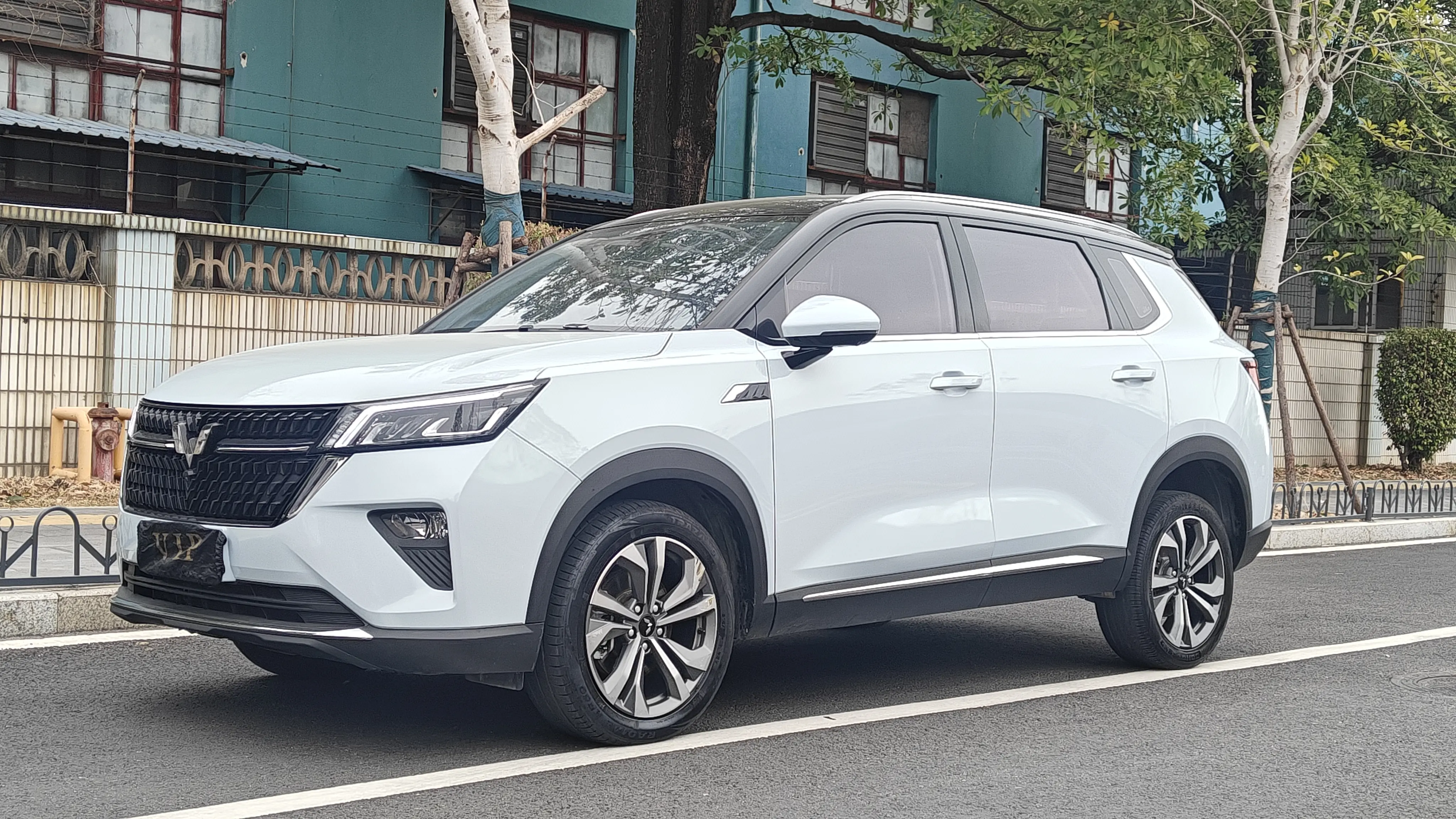 Wuling Star  из Китая