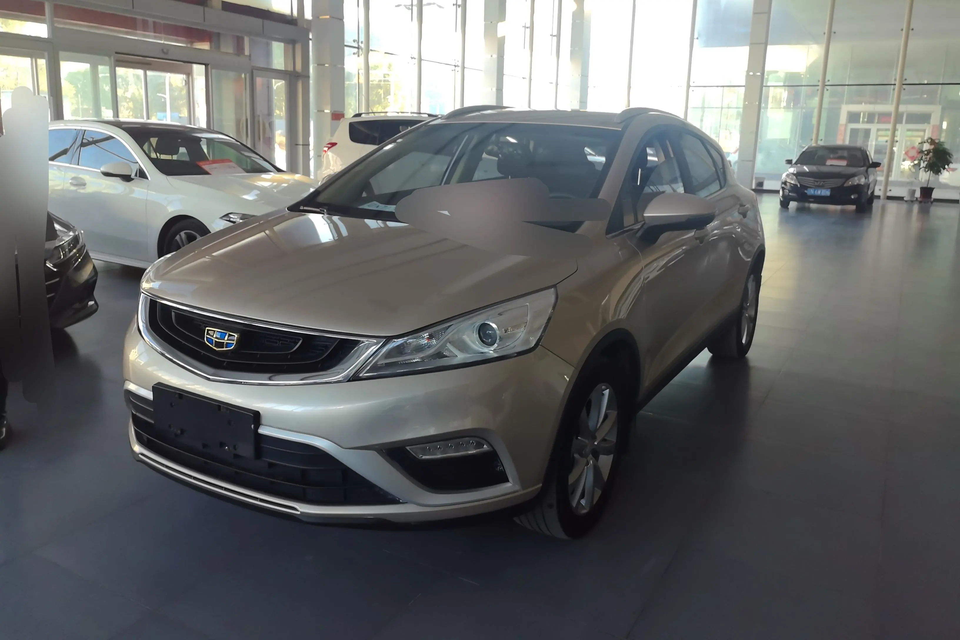 Geely Emgrand GS  из Китая