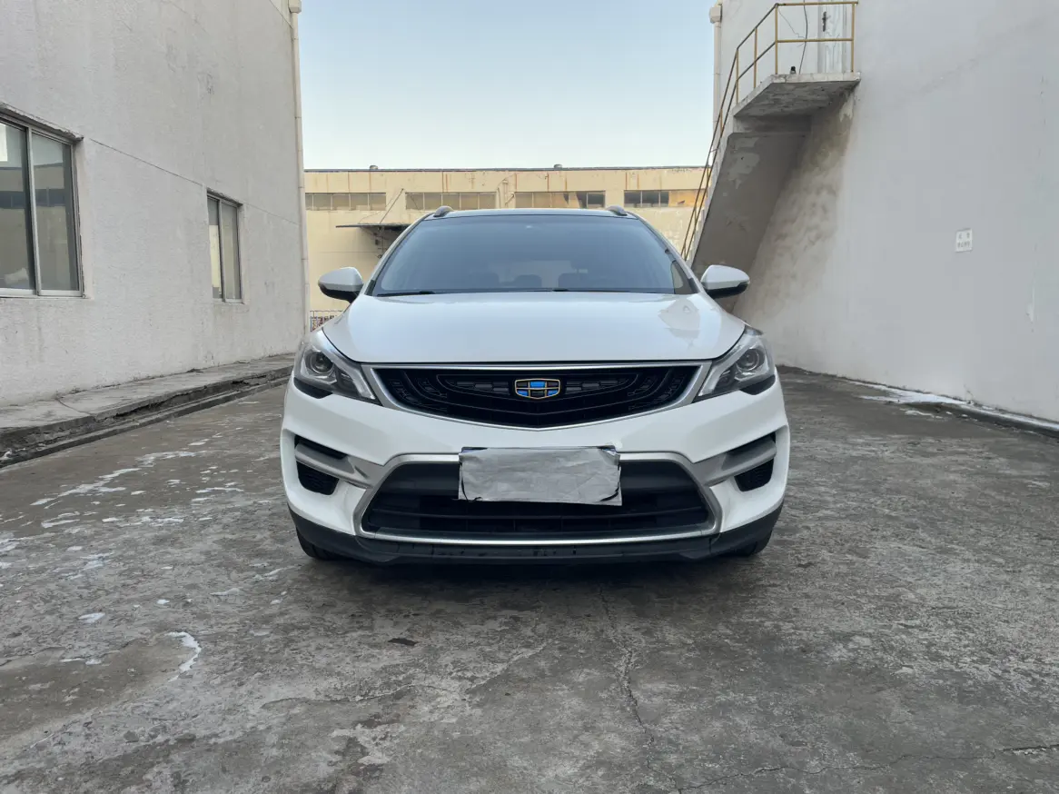Geely Emgrand GS  из Китая