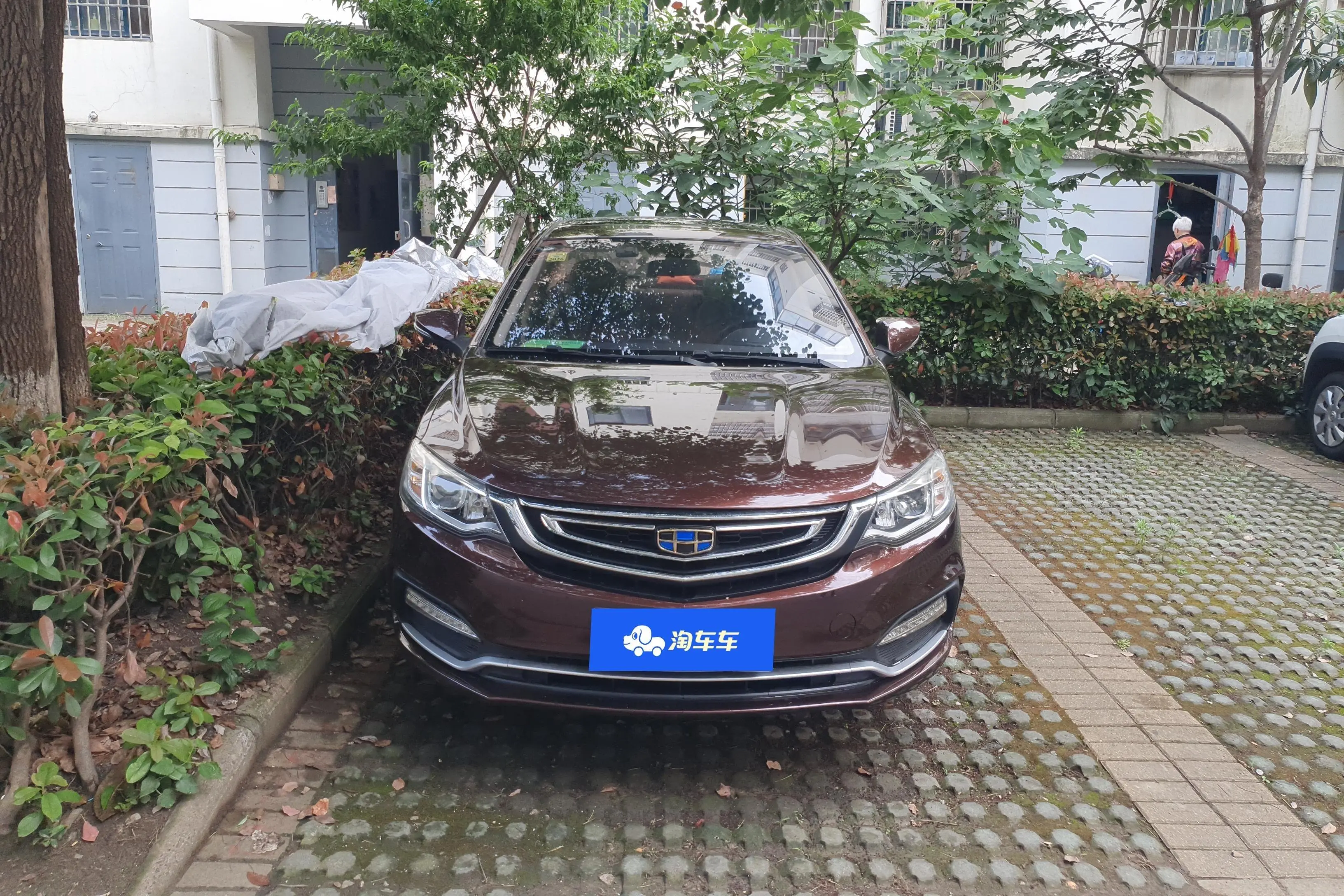Geely Vision  из Китая
