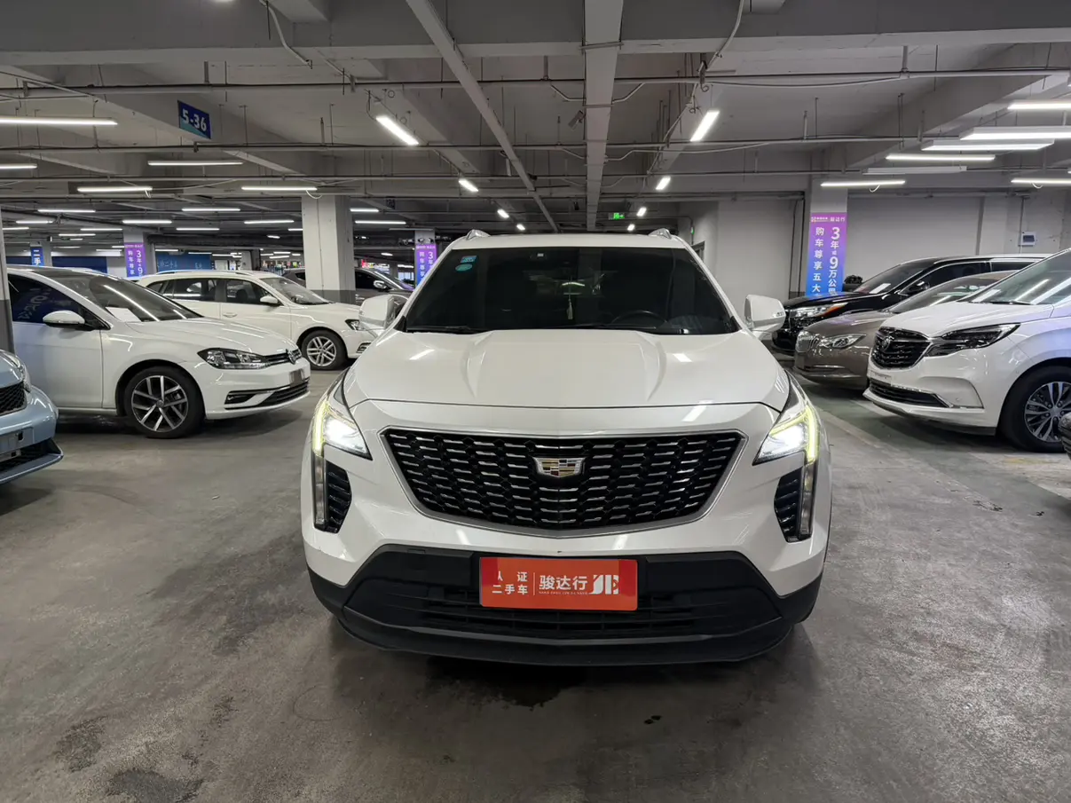 Cadillac XT4  из Китая