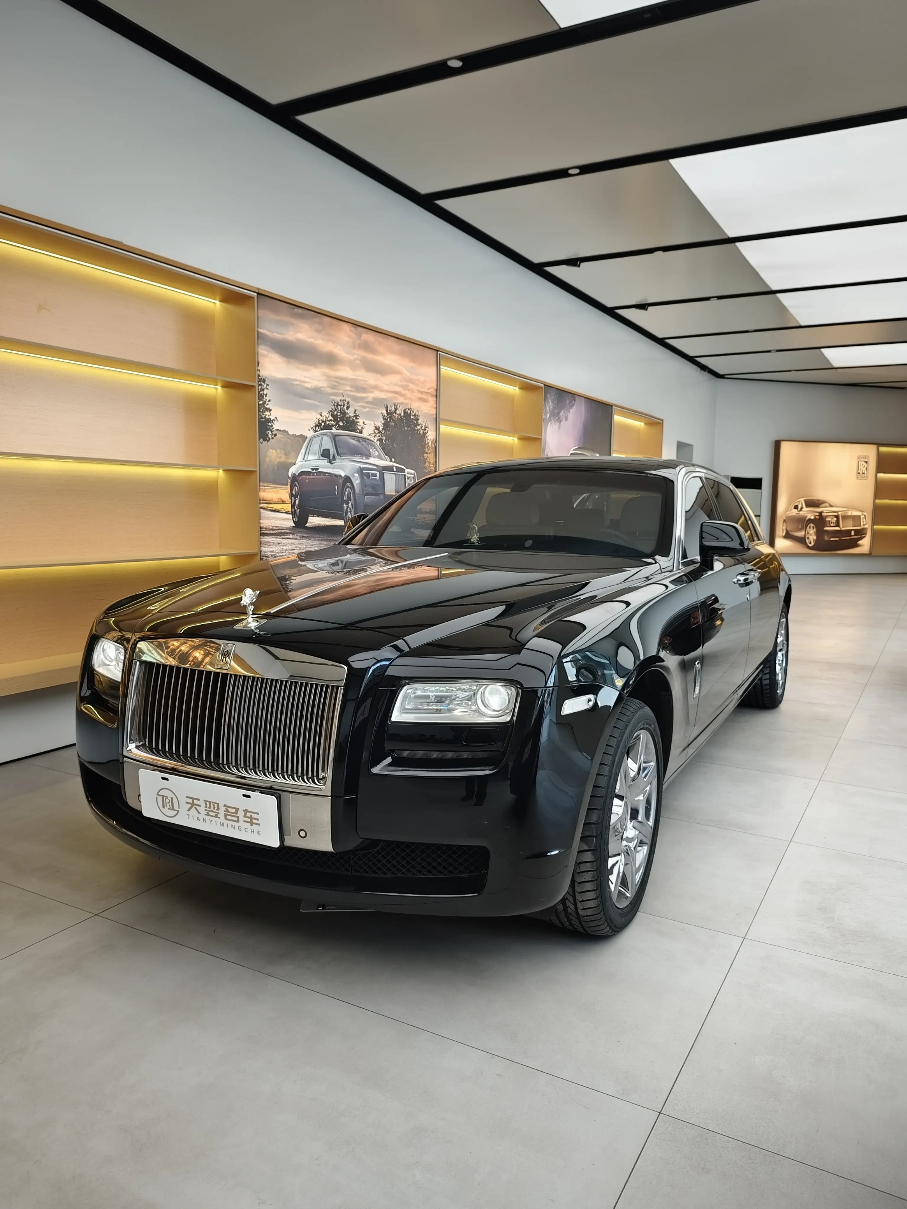 Rolls Royce Ghost  из Китая