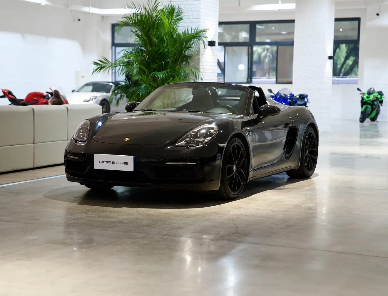 Porsche 718  из Китая