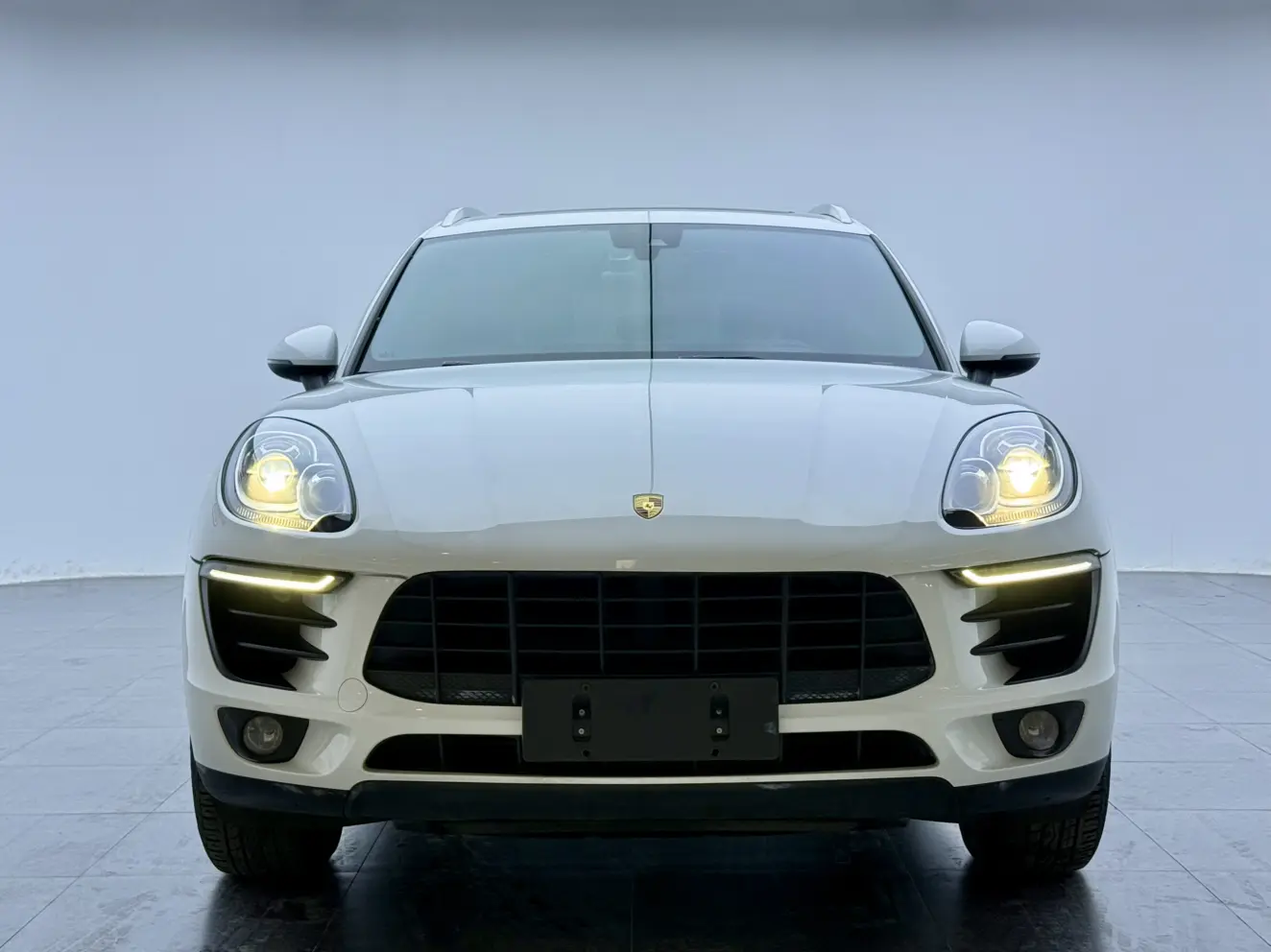 Porsche Macan  из Китая