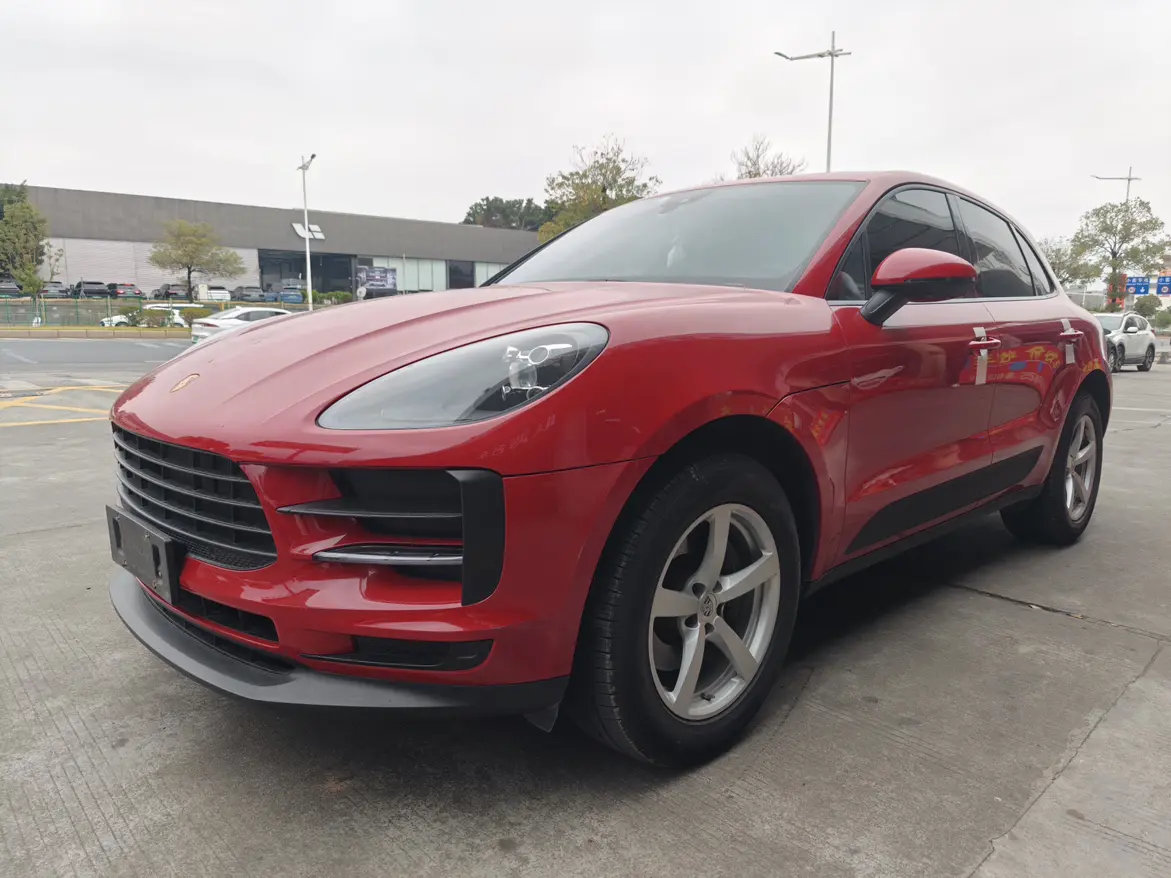 Porsche Macan  из Китая