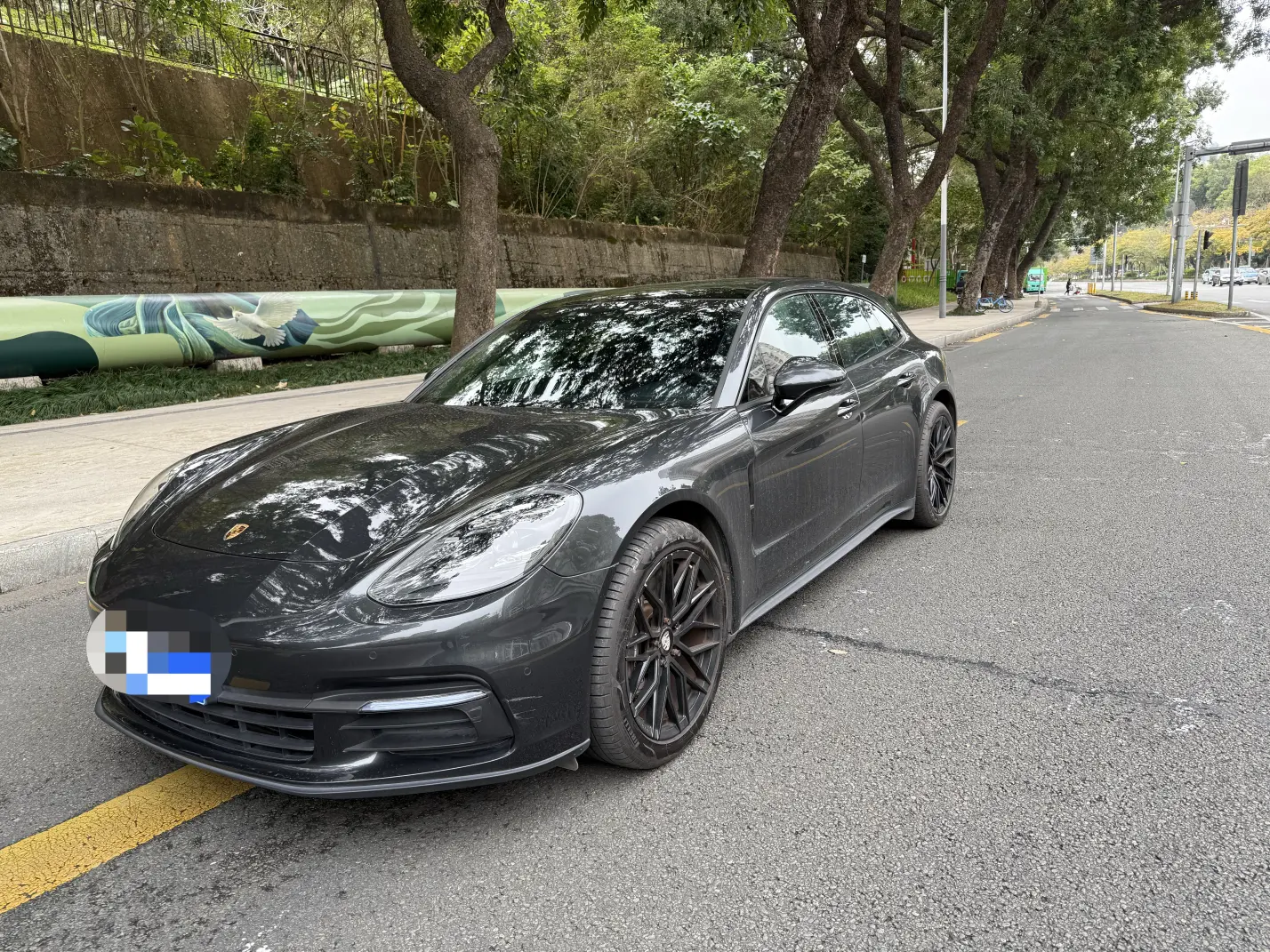Porsche Panamera  из Китая