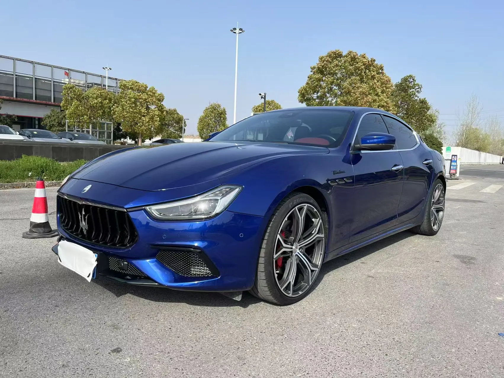 Maserati Ghibli  из Китая