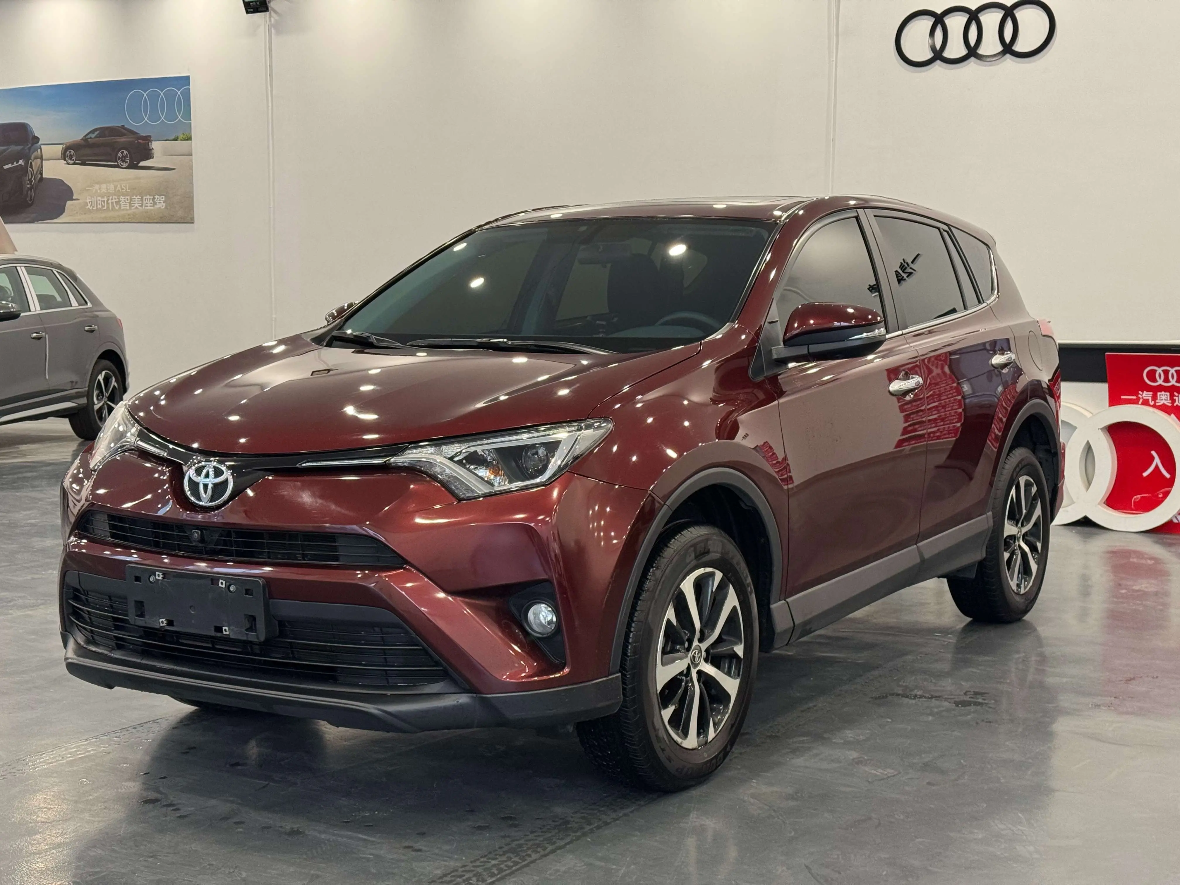 Toyota RAV4  из Китая