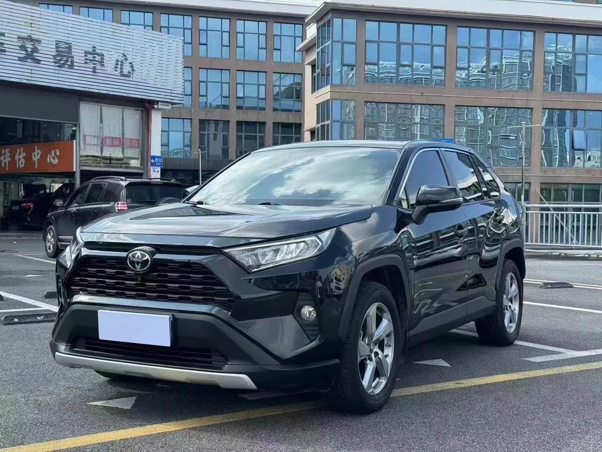 Toyota RAV4  из Китая