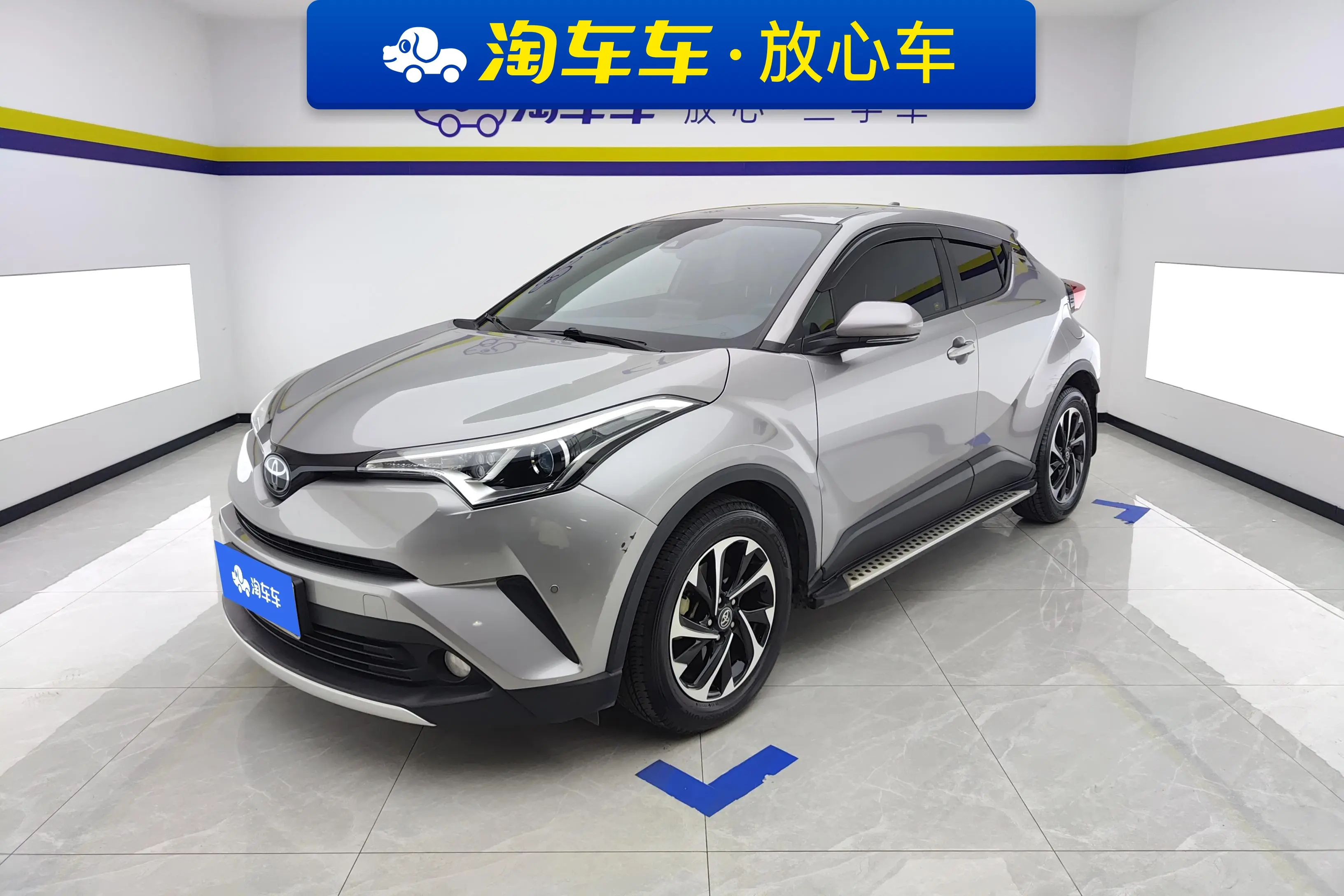 Toyota C-HR Hybrid (Yize IZOA)  из Китая