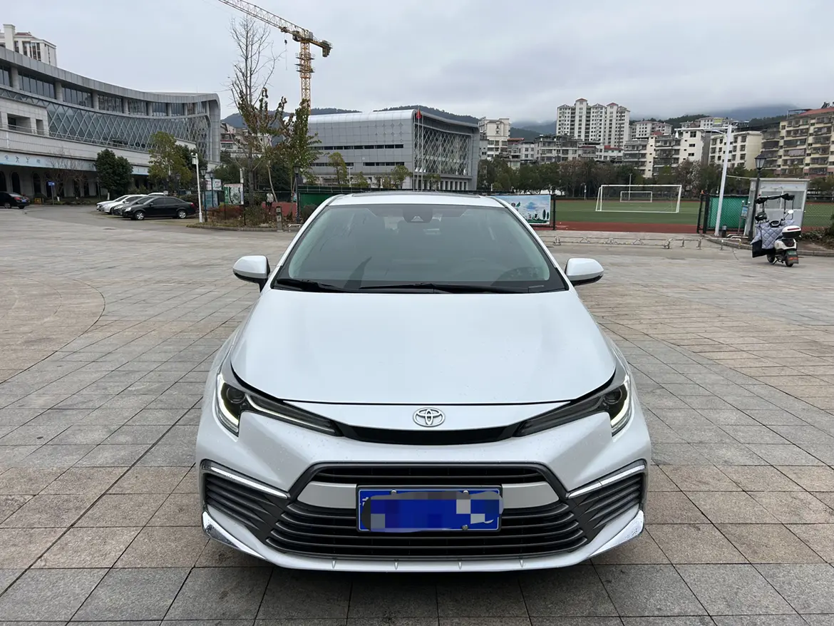 Toyota Levin (Ling Shang)  из Китая