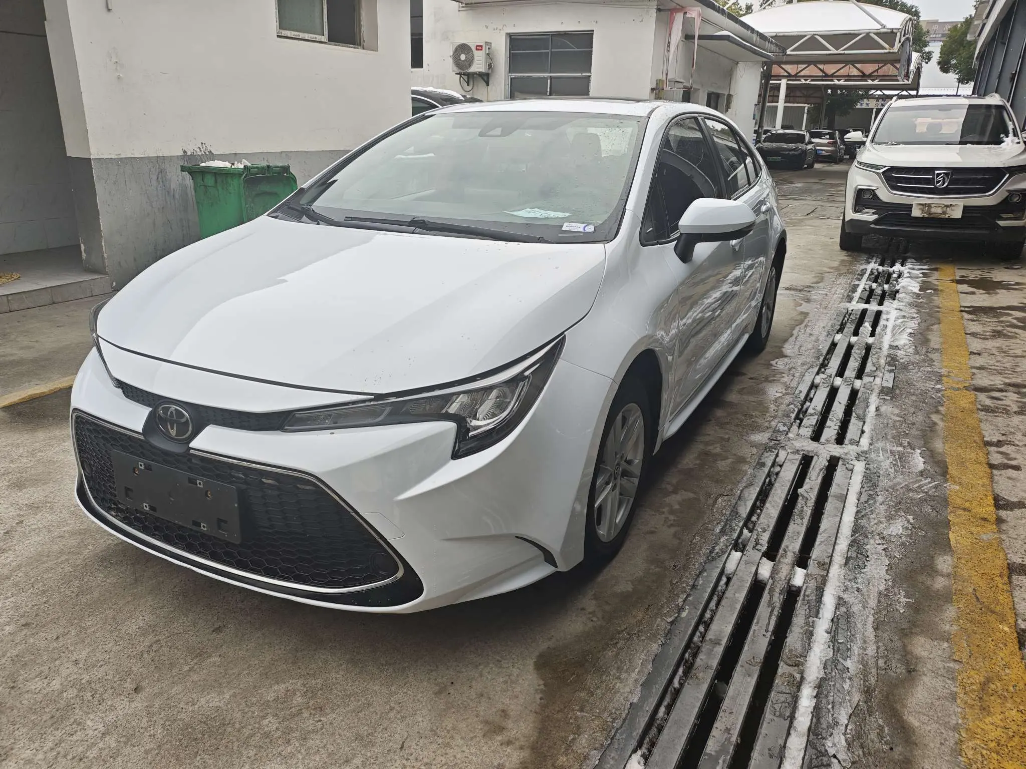 Toyota Levin (Lei Ling)  из Китая