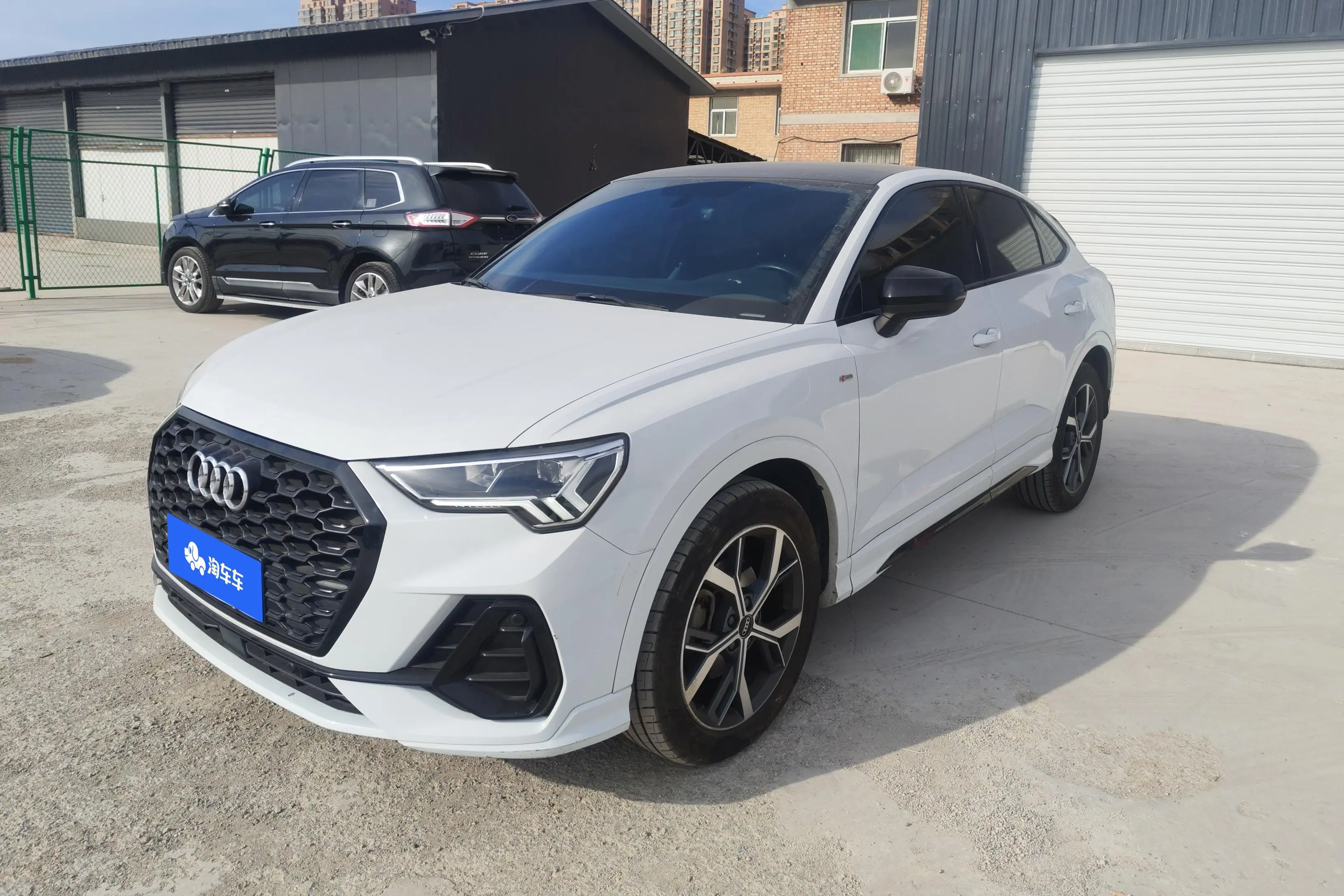 Audi Q3 Sportback  из Китая