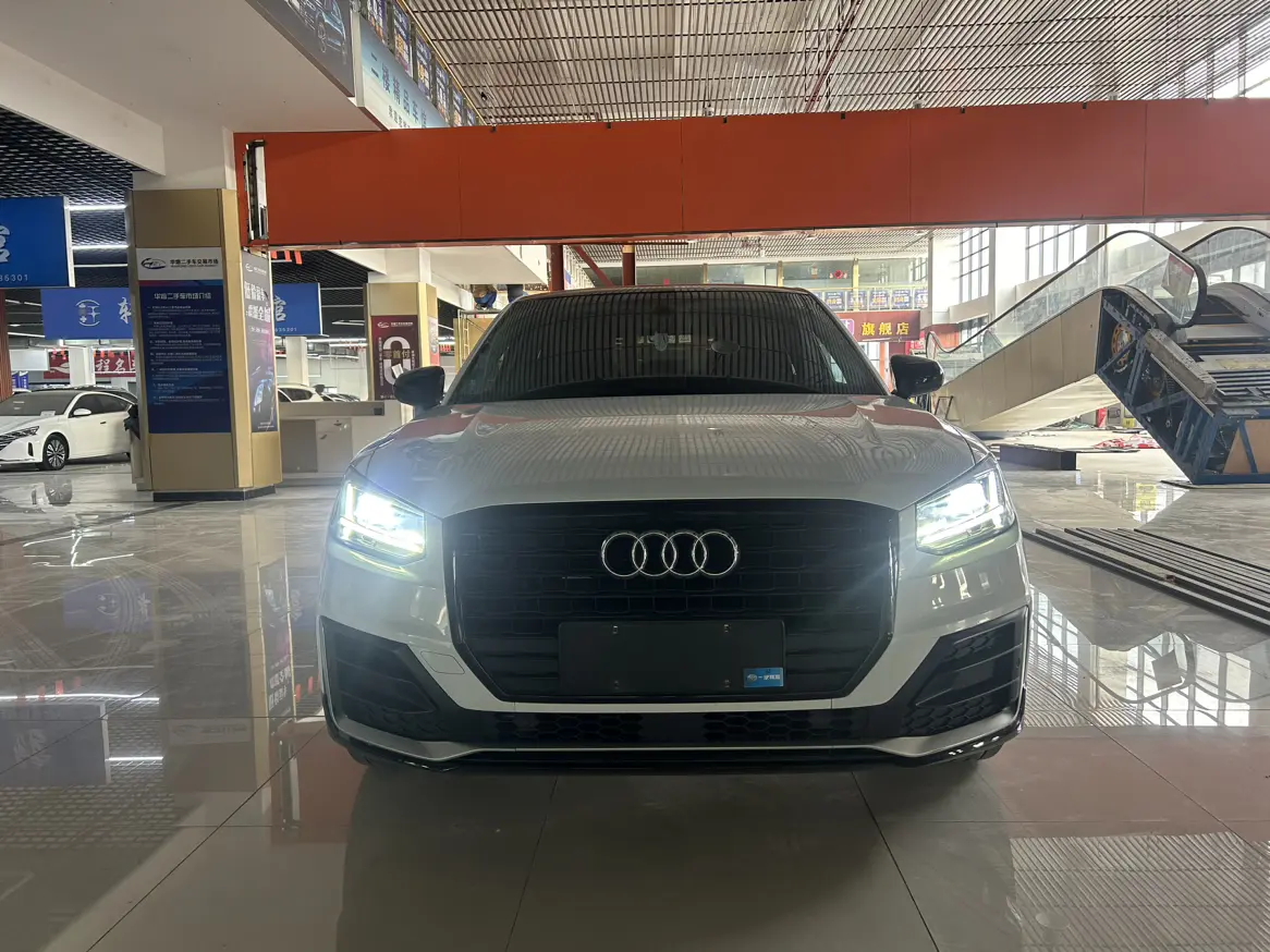 Audi Q2L  из Китая