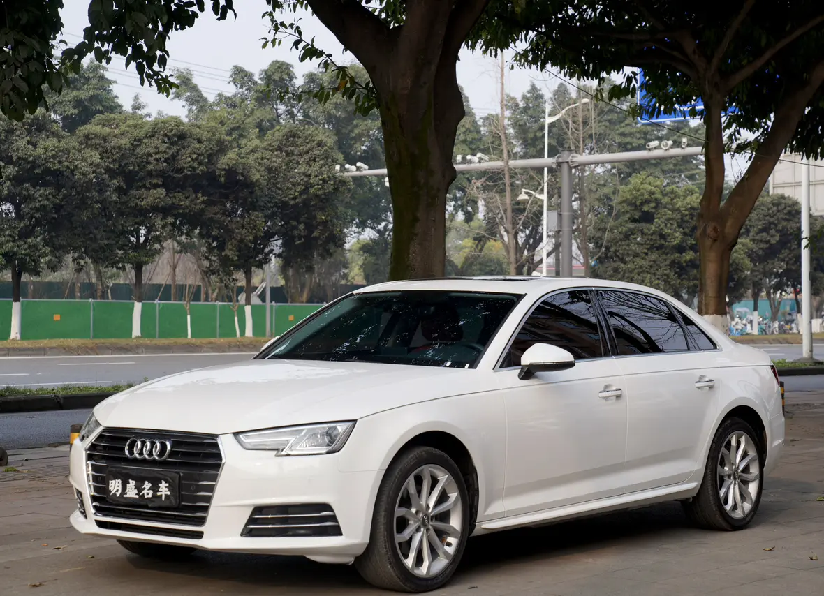 Audi A4L  из Китая