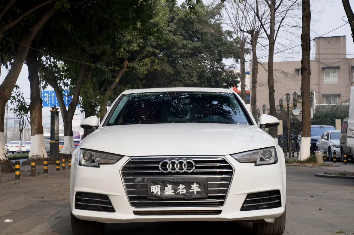 Audi A4L  из Китая