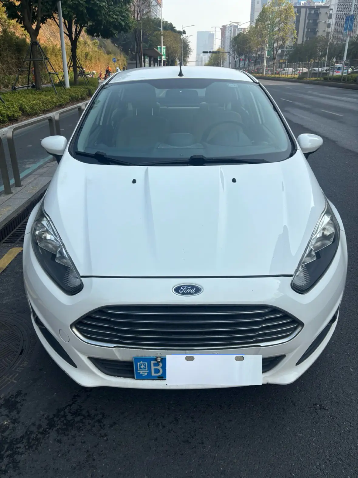 Ford Carnival  из Китая