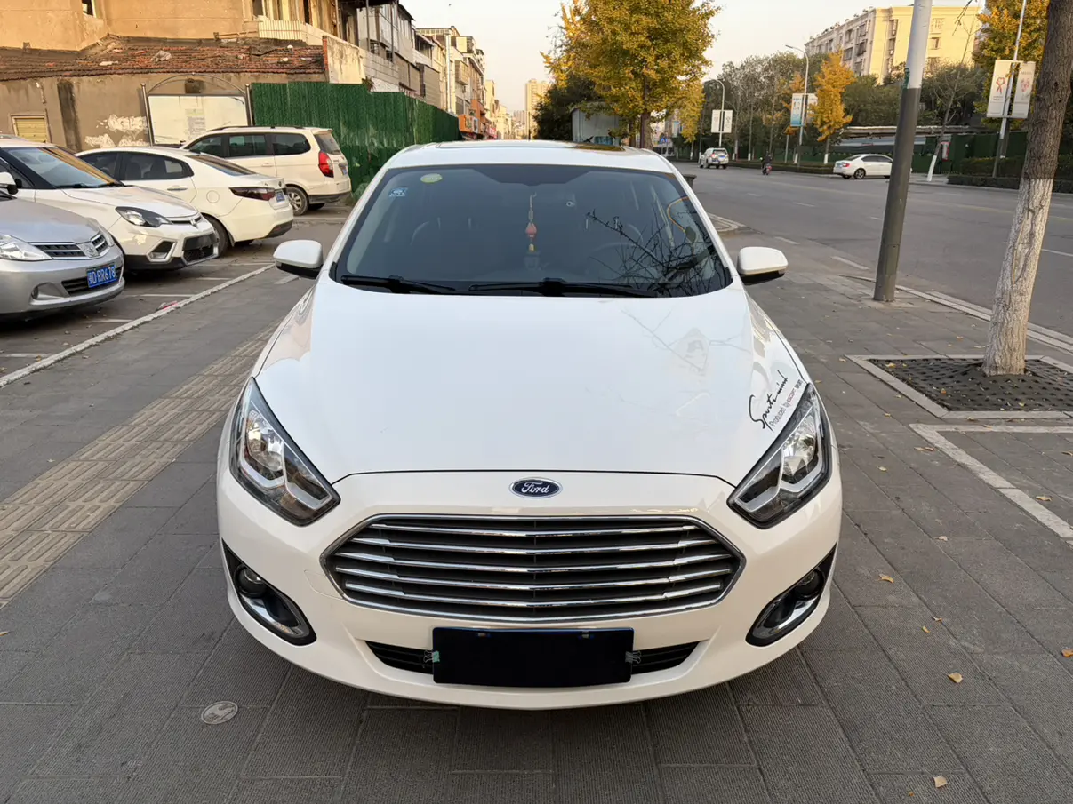 Ford Forrest  из Китая